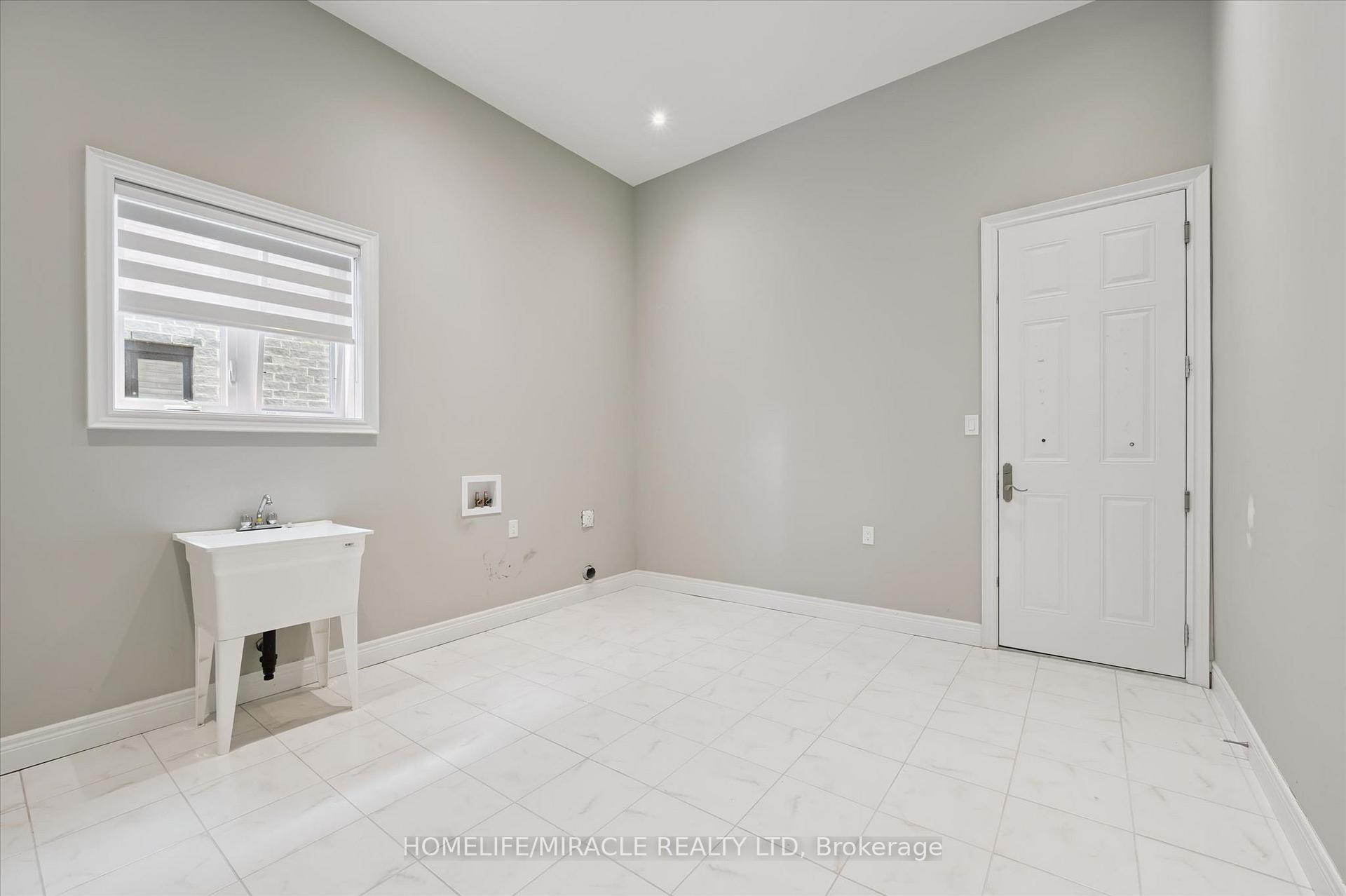 Photo 23 of 83 Mccann Street, Guelph, Kortright East — HOMEH