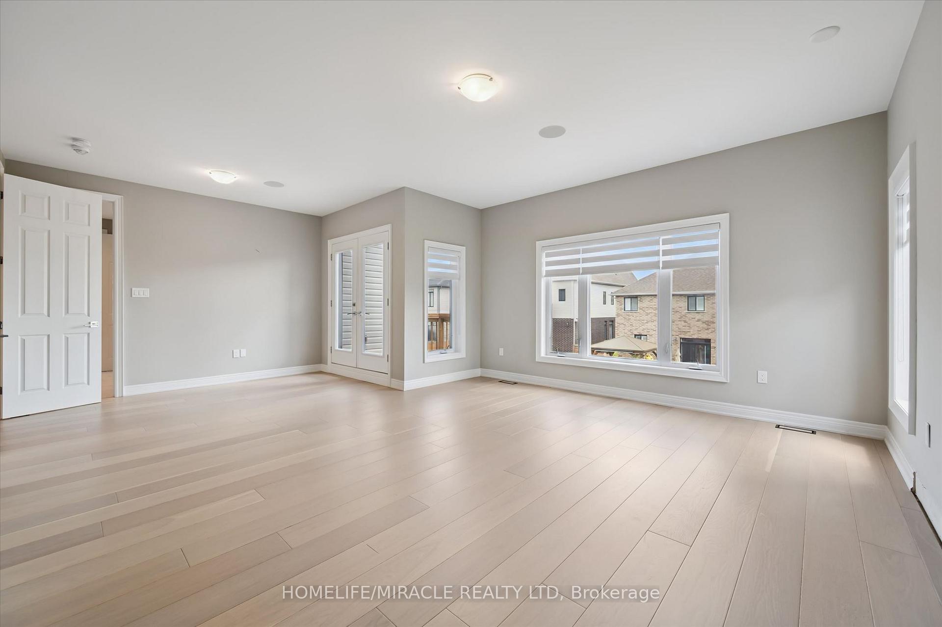Photo 32 of 83 Mccann Street, Guelph, Kortright East — HOMEH
