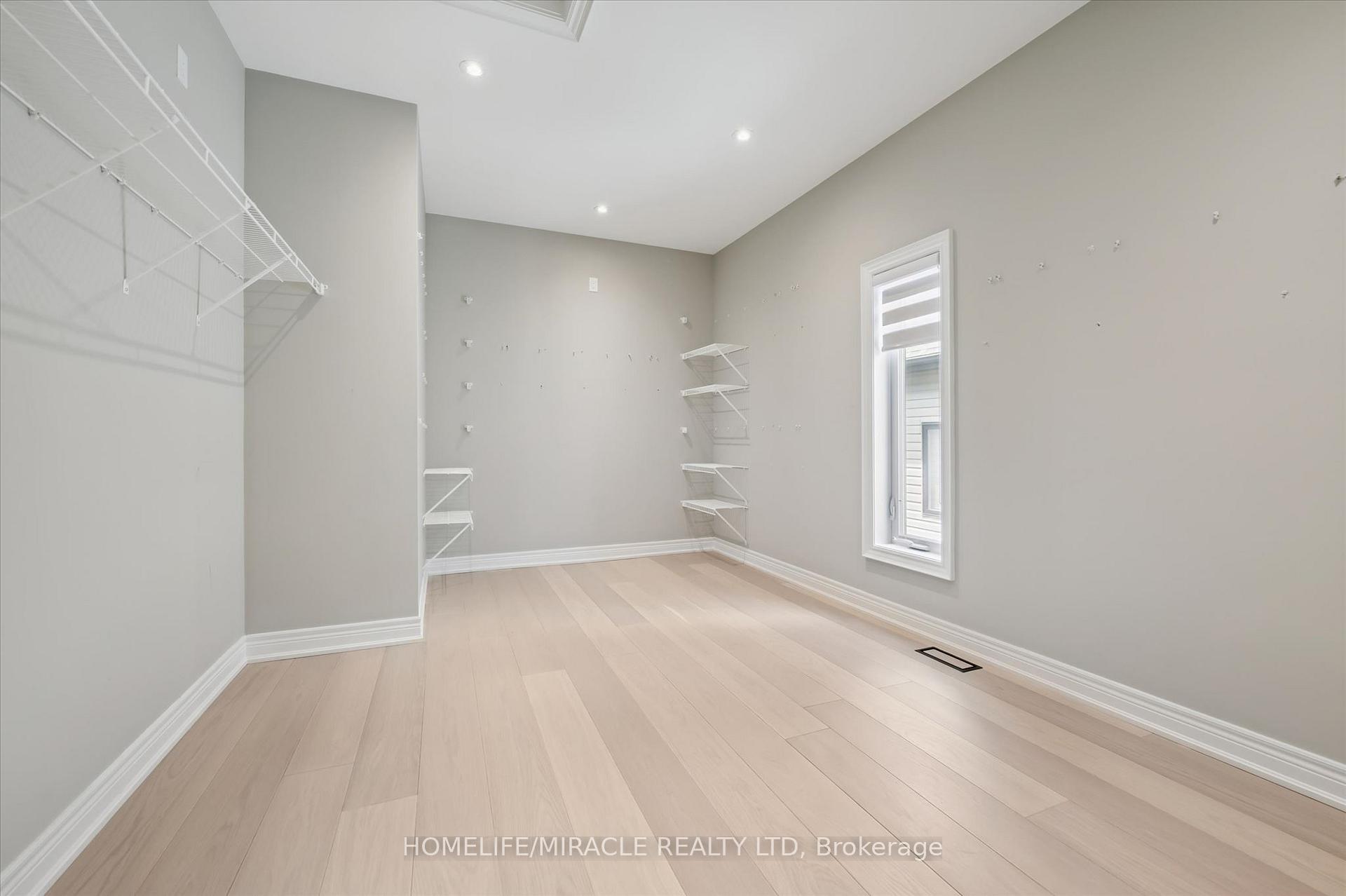 Photo 35 of 83 Mccann Street, Guelph, Kortright East — HOMEH
