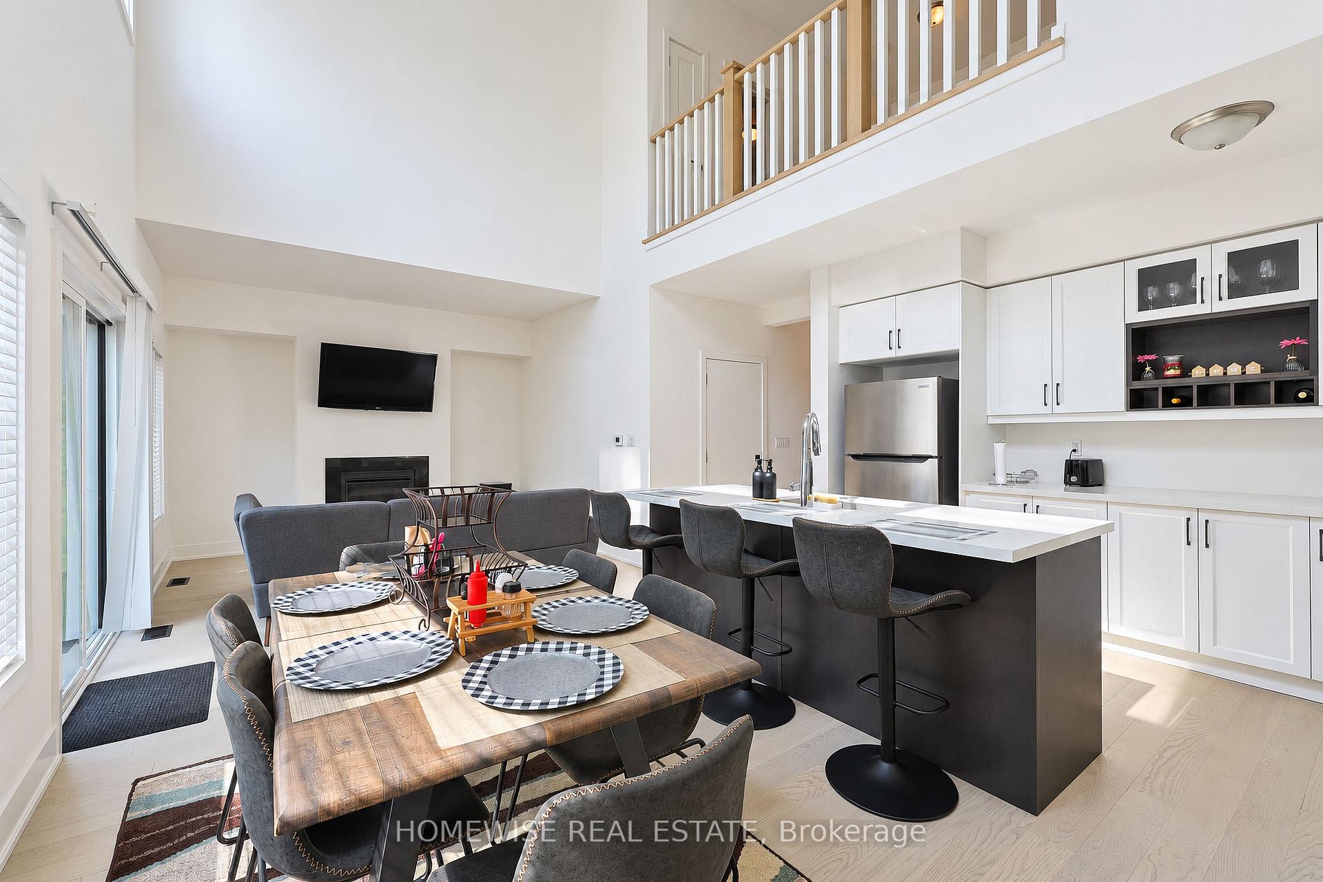 Photo 16 of 33 Ruby Crescent, Orillia — HOMEH