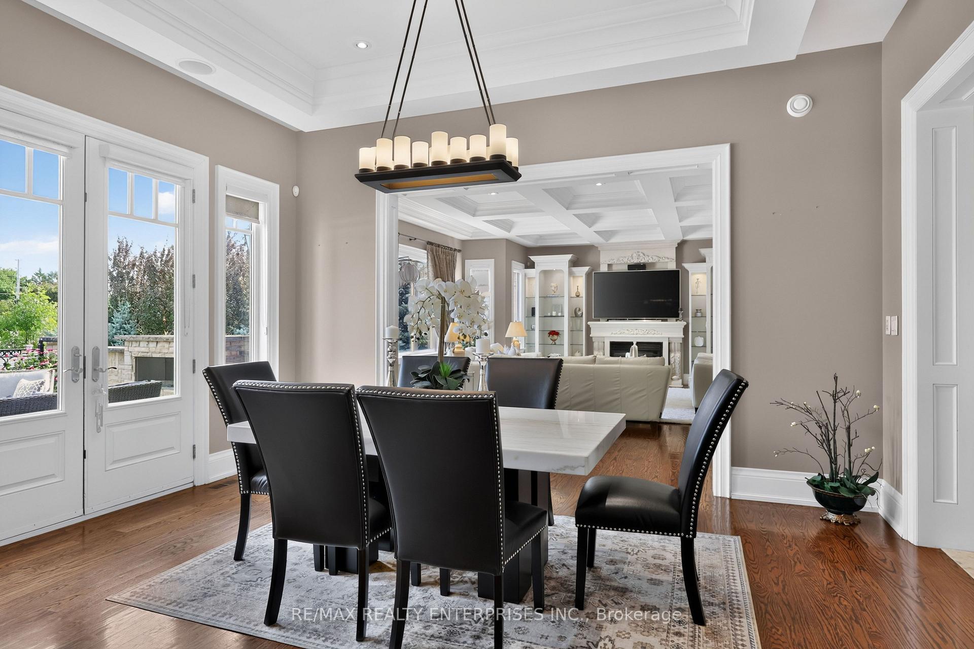 Photo 15 of 2513 Sharon Crescent, Mississauga, Erindale — HOMEH