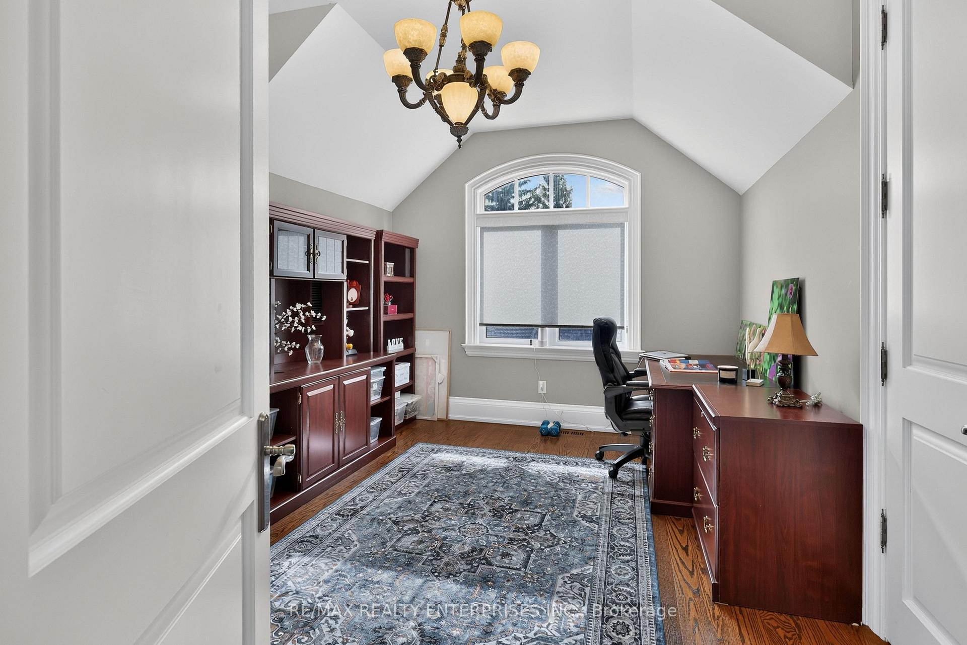 Photo 30 of 2513 Sharon Crescent, Mississauga, Erindale — HOMEH