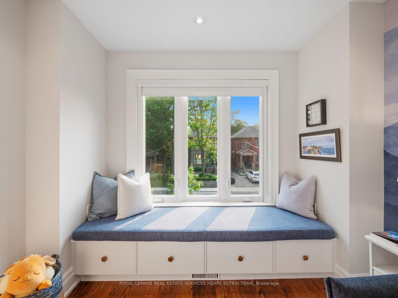 Photo 26 of 29 Maxwell Avenue, Toronto, Yonge-Eglinton — HOMEH