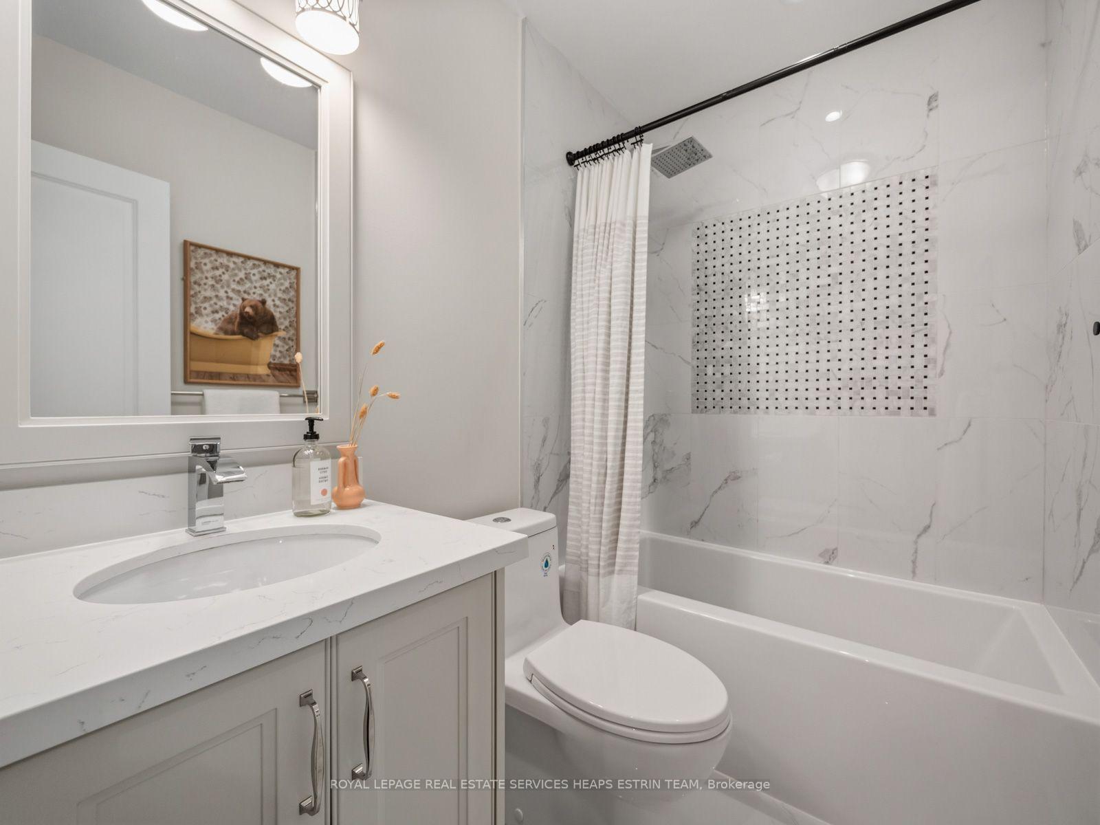 Photo 32 of 29 Maxwell Avenue, Toronto, Yonge-Eglinton — HOMEH