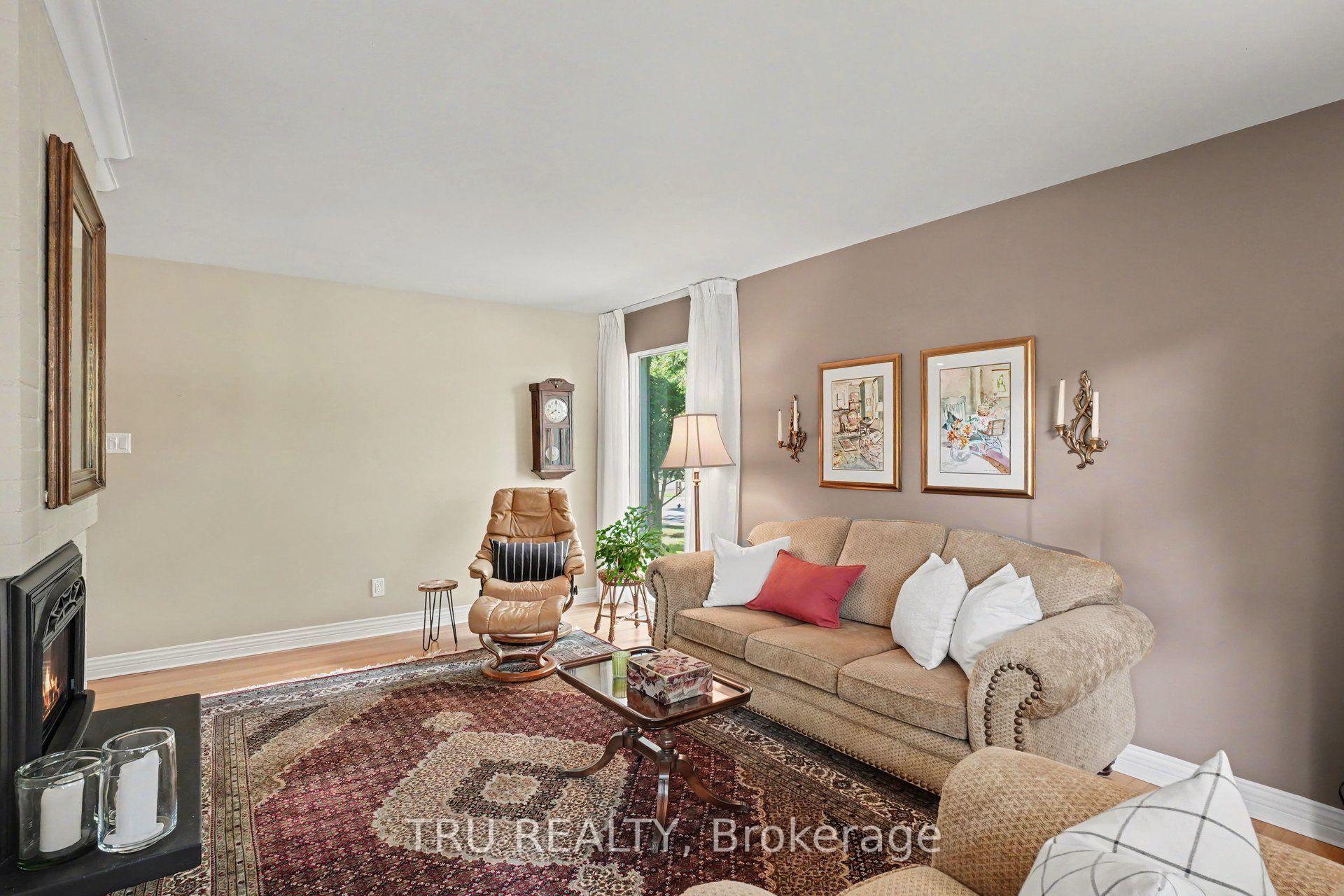 Photo 9 of 1174 Cameo Drive, Ottawa, Copeland Park — HOMEH