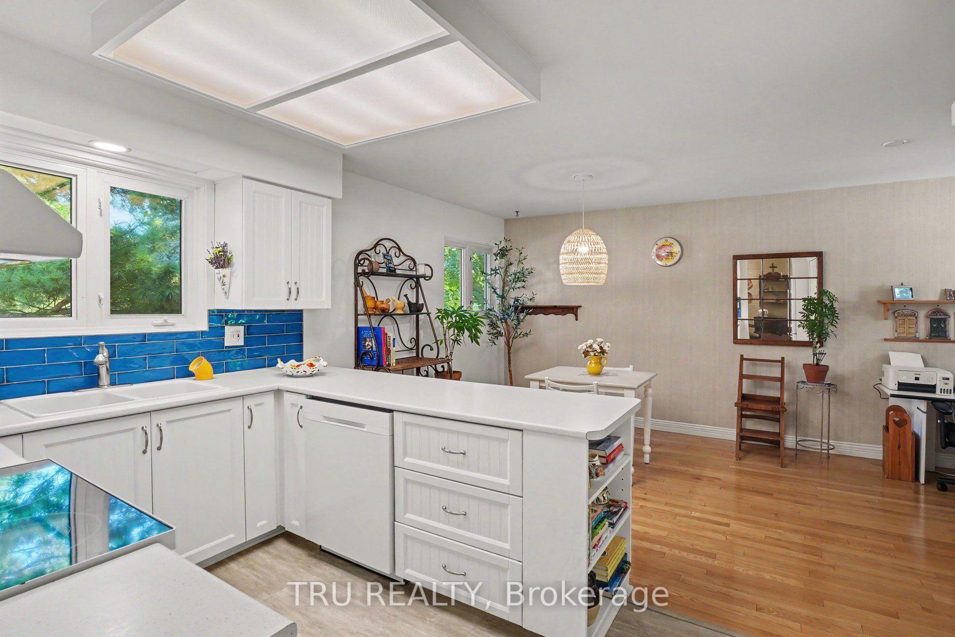 Photo 13 of 1174 Cameo Drive, Ottawa, Copeland Park — HOMEH