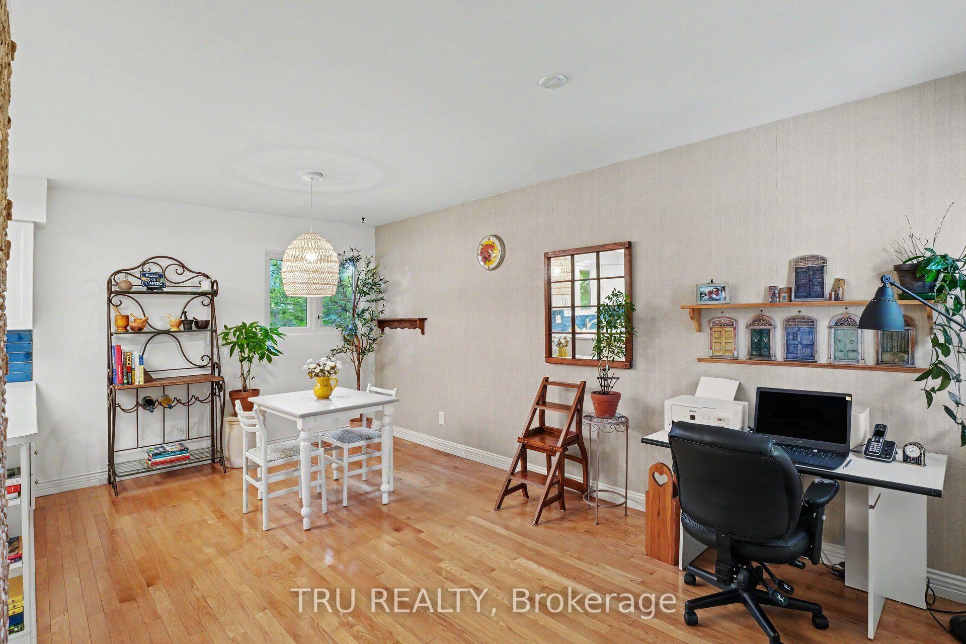 Photo 16 of 1174 Cameo Drive, Ottawa, Copeland Park — HOMEH