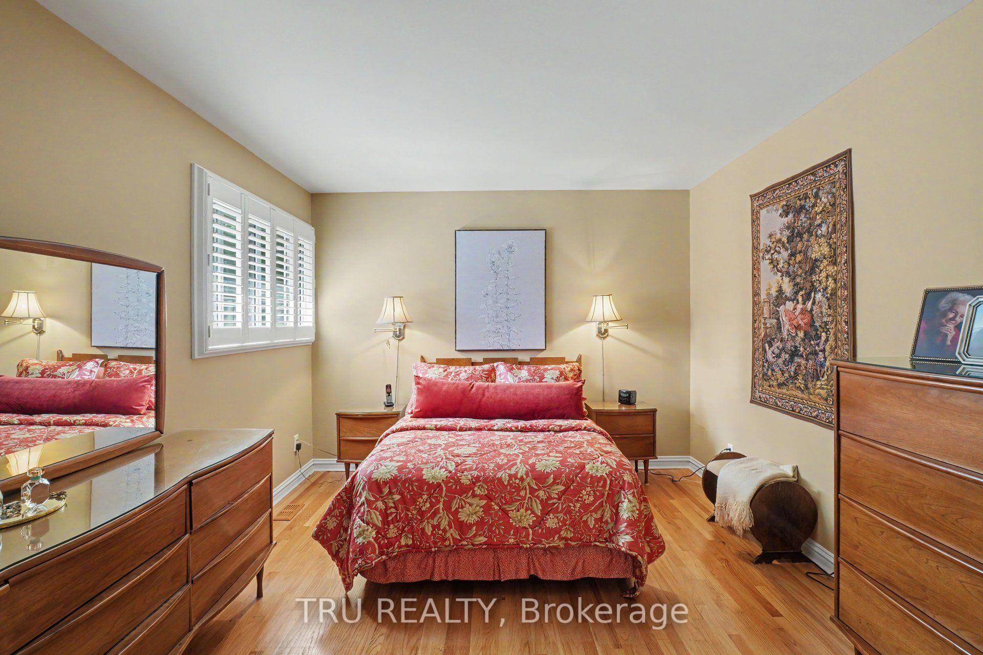 Photo 18 of 1174 Cameo Drive, Ottawa, Copeland Park — HOMEH