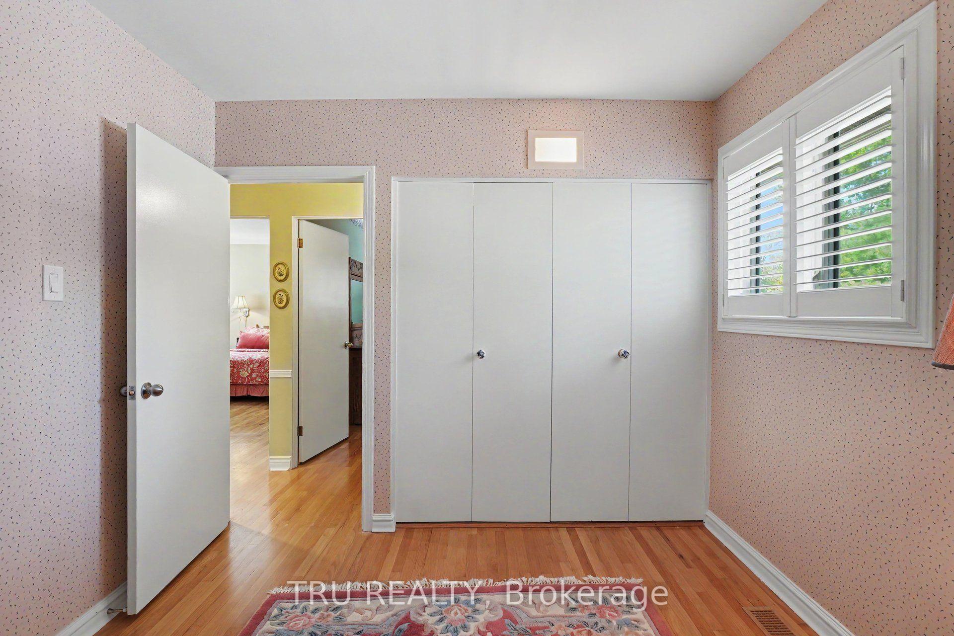 Photo 23 of 1174 Cameo Drive, Ottawa, Copeland Park — HOMEH