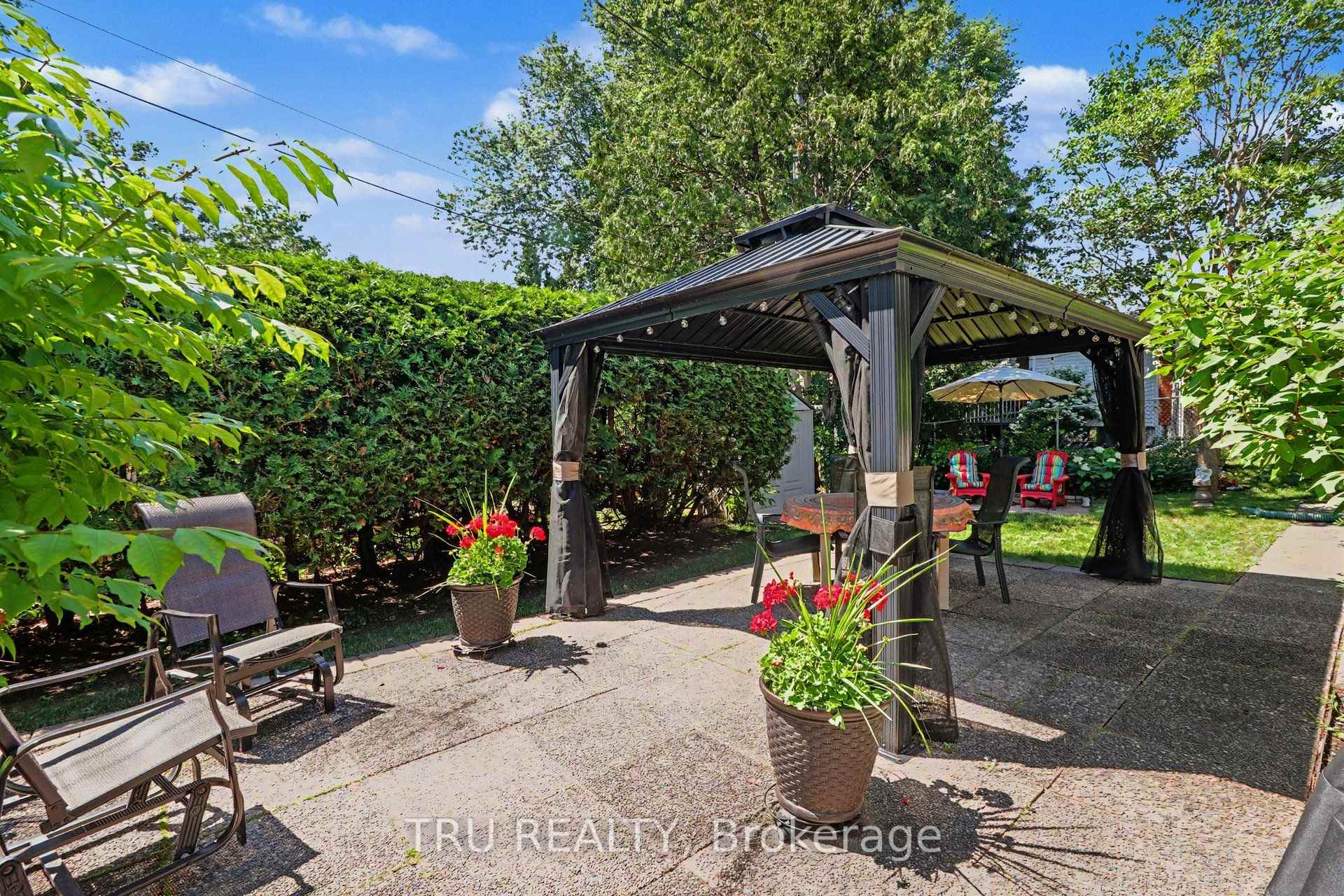 Photo 31 of 1174 Cameo Drive, Ottawa, Copeland Park — HOMEH