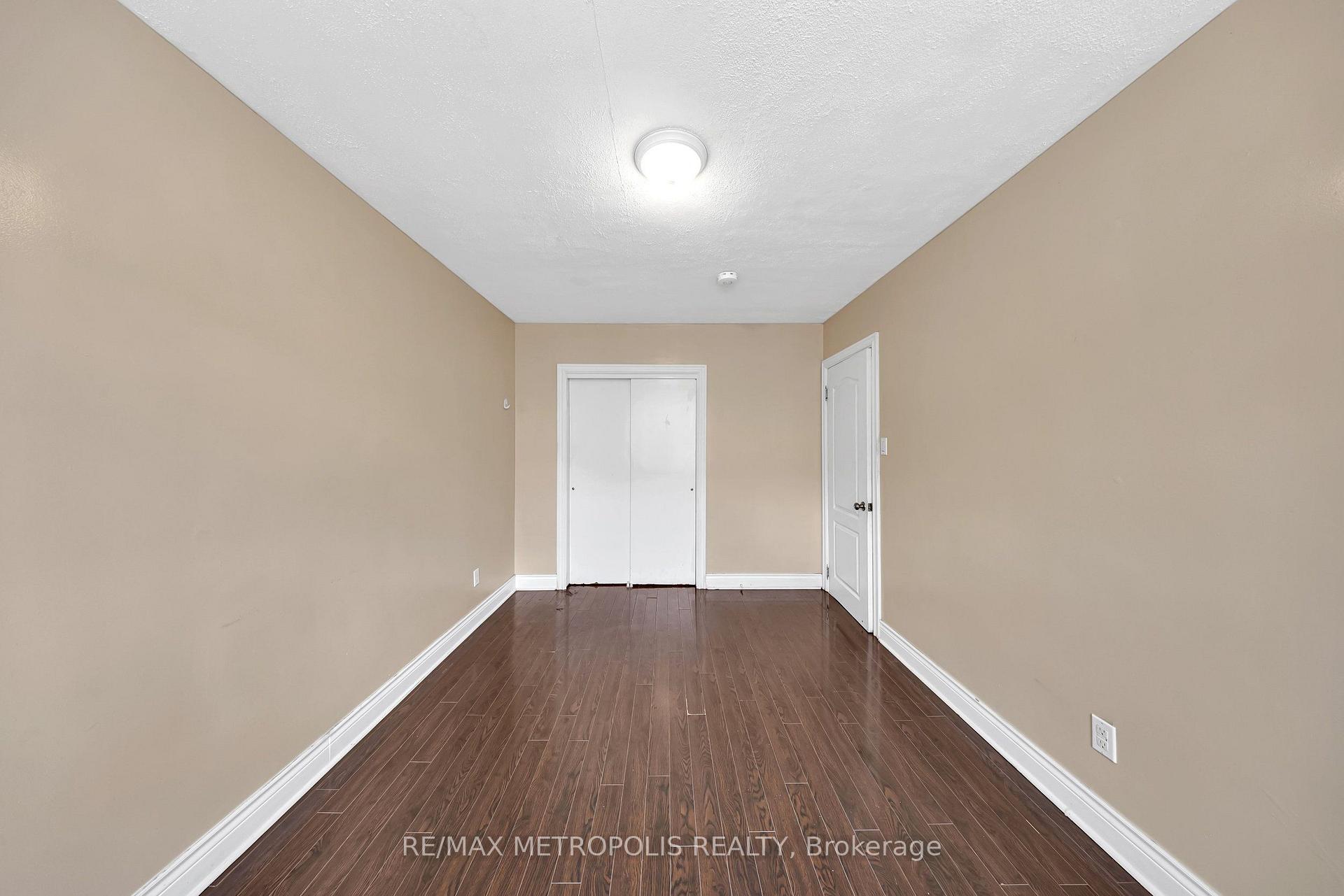 Photo 12 of Unit Main, 147 Vodden Street E, Brampton, Brampton North — HOMEH