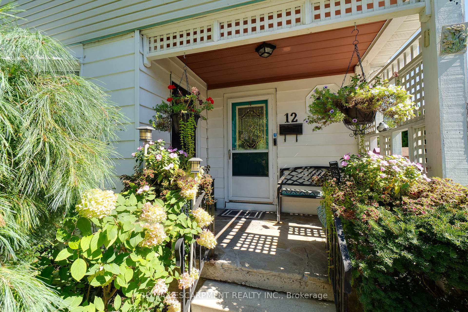 Photo 9 of 12 Don Street, Hamilton, Dundas — HOMEH