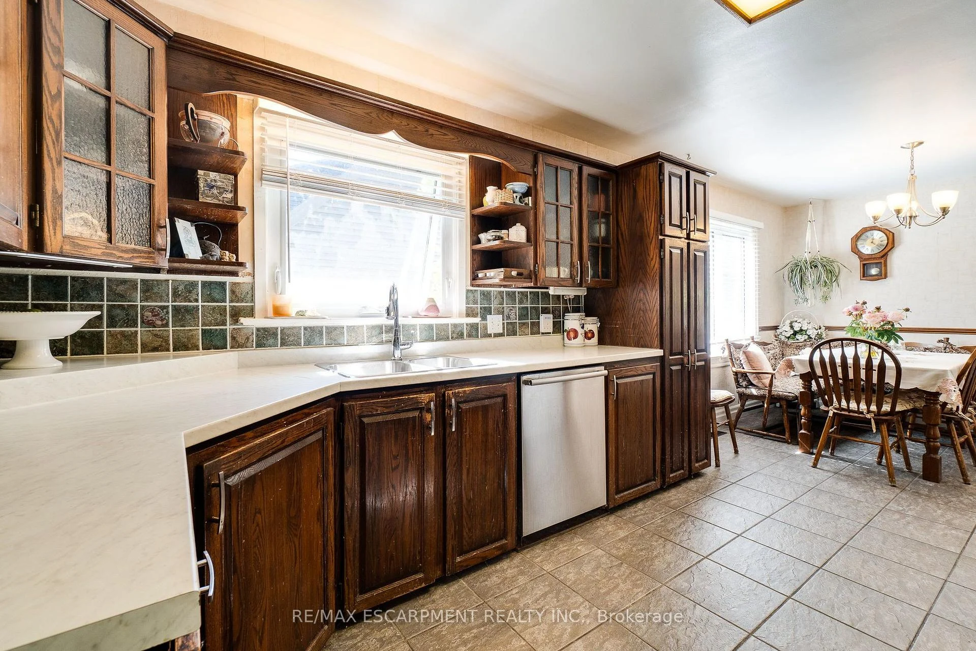 Photo 36 of 12 Don Street, Hamilton, Dundas — HOMEH