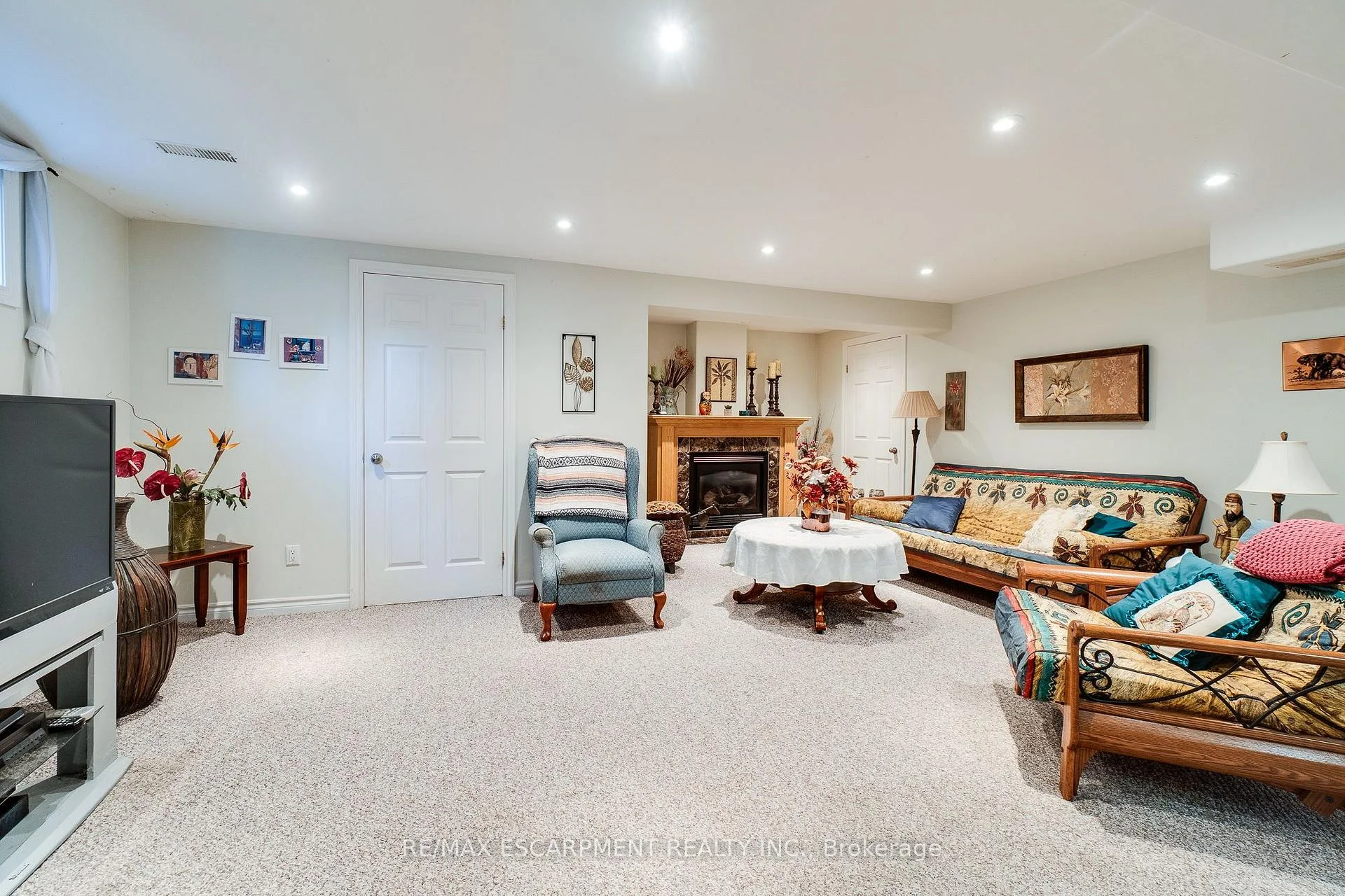 Photo 63 of 12 Don Street, Hamilton, Dundas — HOMEH