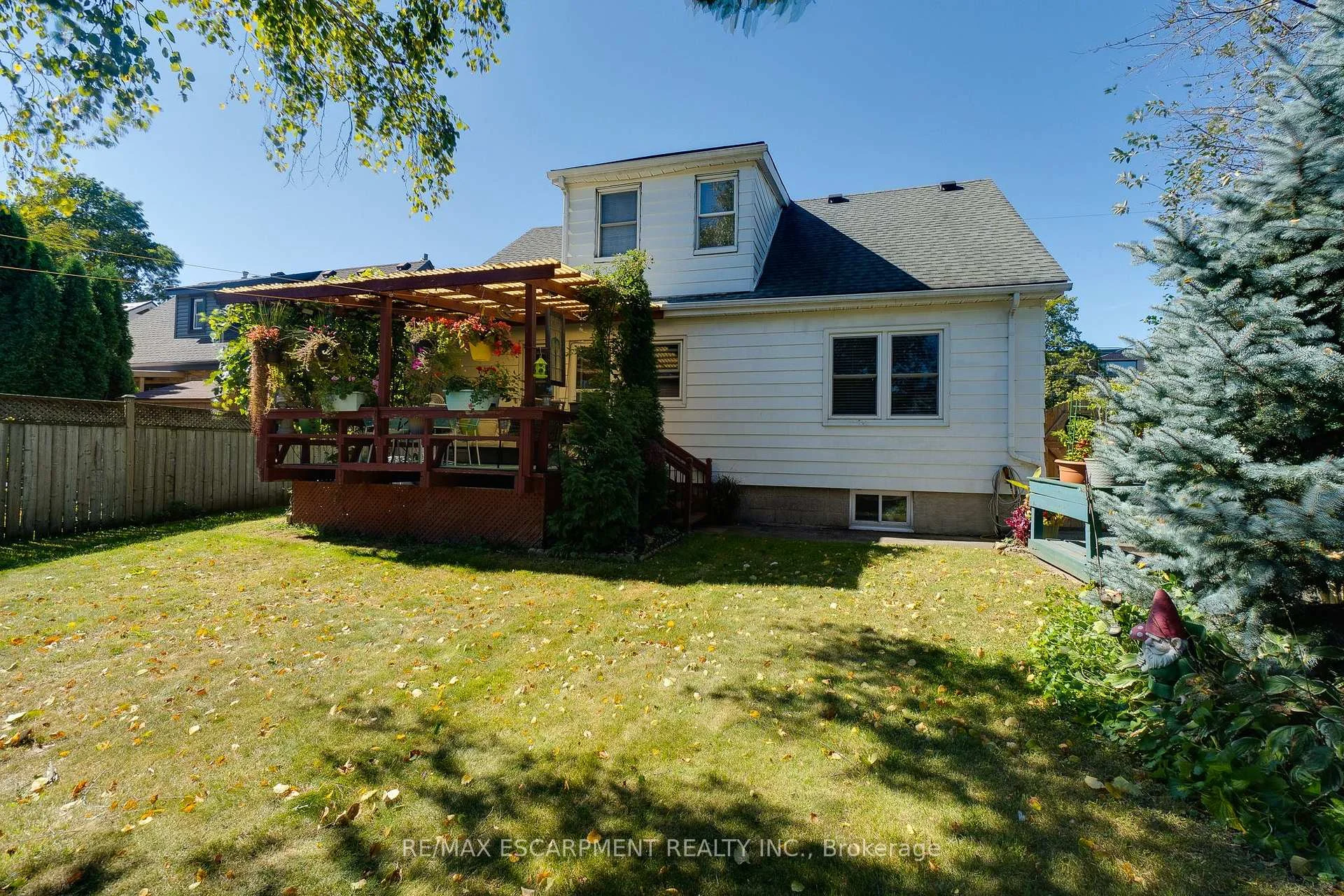 Photo 74 of 12 Don Street, Hamilton, Dundas — HOMEH