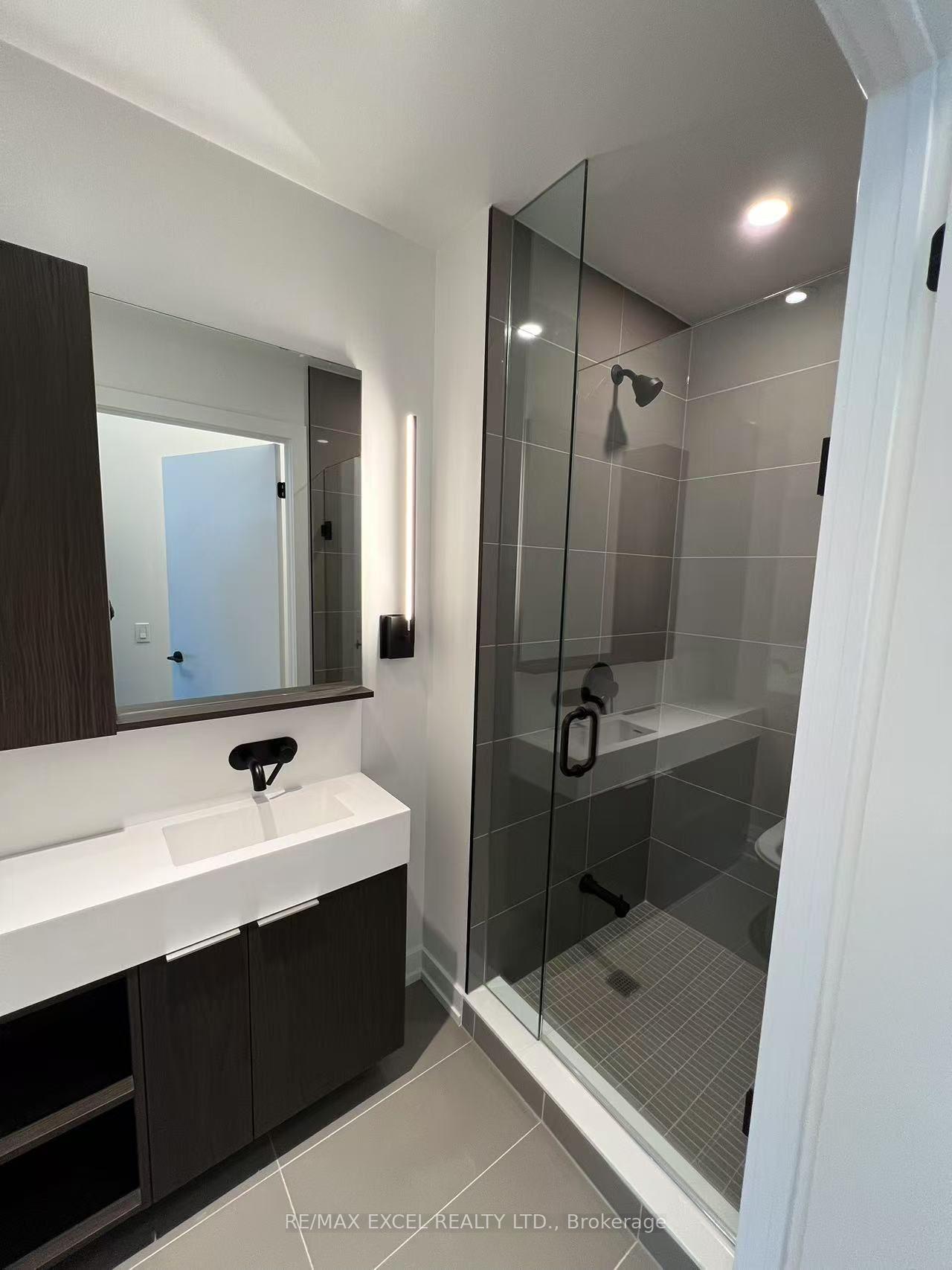 Photo 6 of Unit 3607, 127 Broadway Avenue, Toronto, Mount Pleasant West — HOMEH