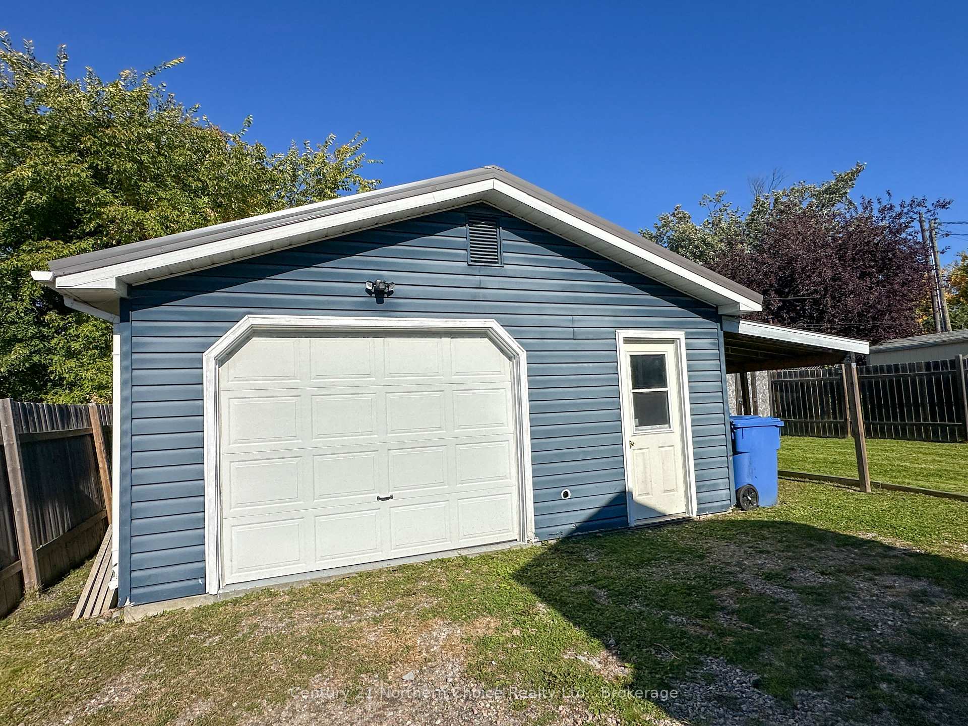 Photo 20 of 93 Dickenson Road, Red Lake — HOMEH
