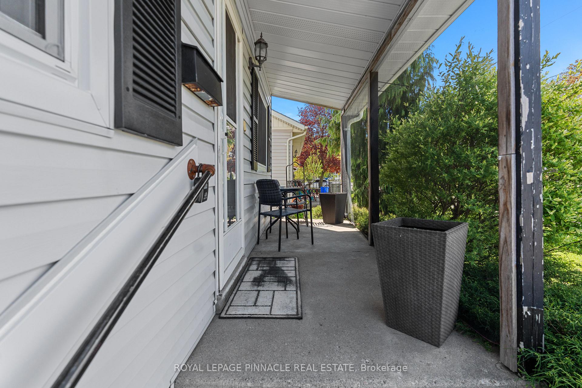 Photo 4 of 249 Owen Street, Norfolk, Simcoe — HOMEH