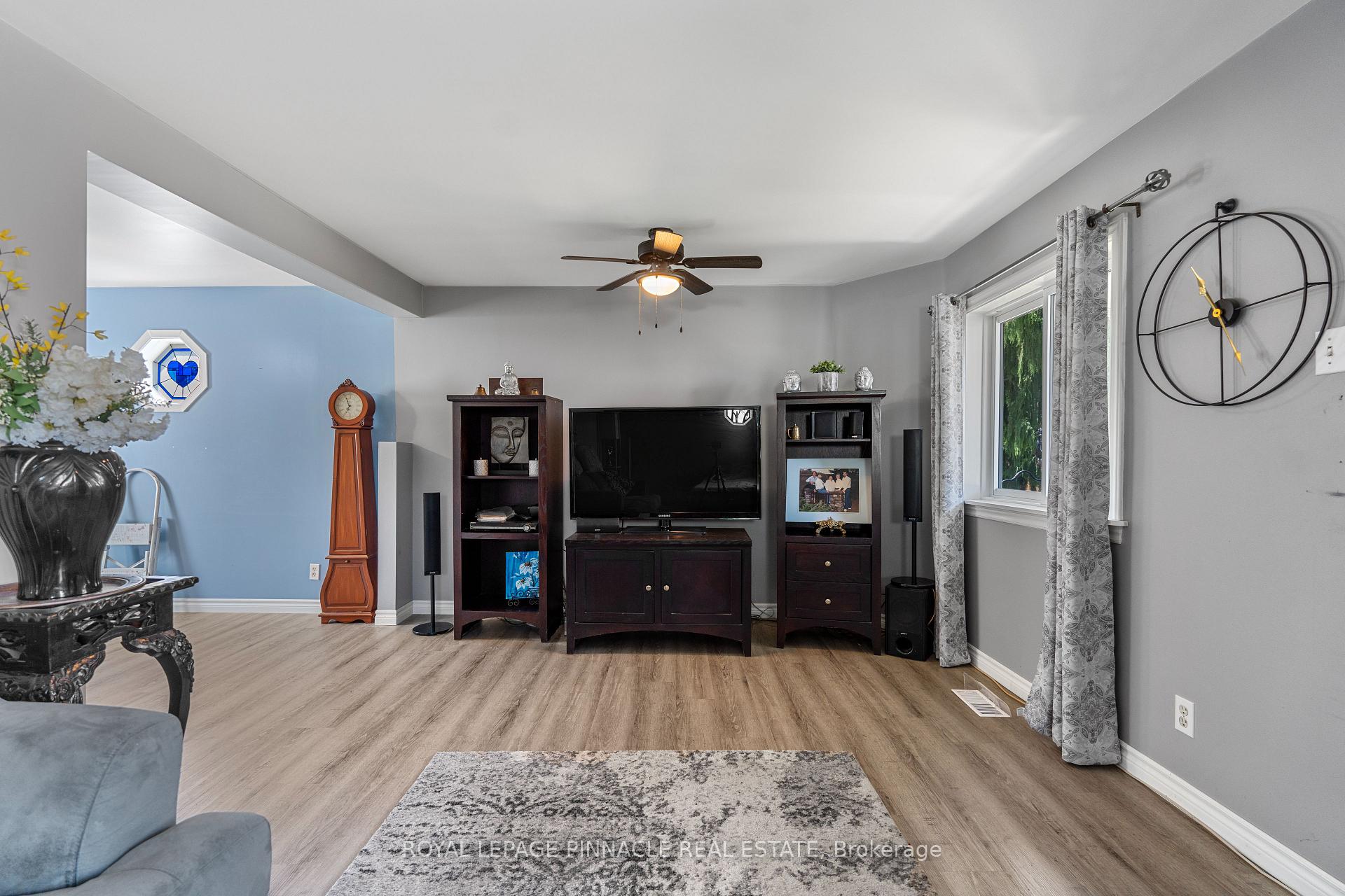 Photo 8 of 249 Owen Street, Norfolk, Simcoe — HOMEH