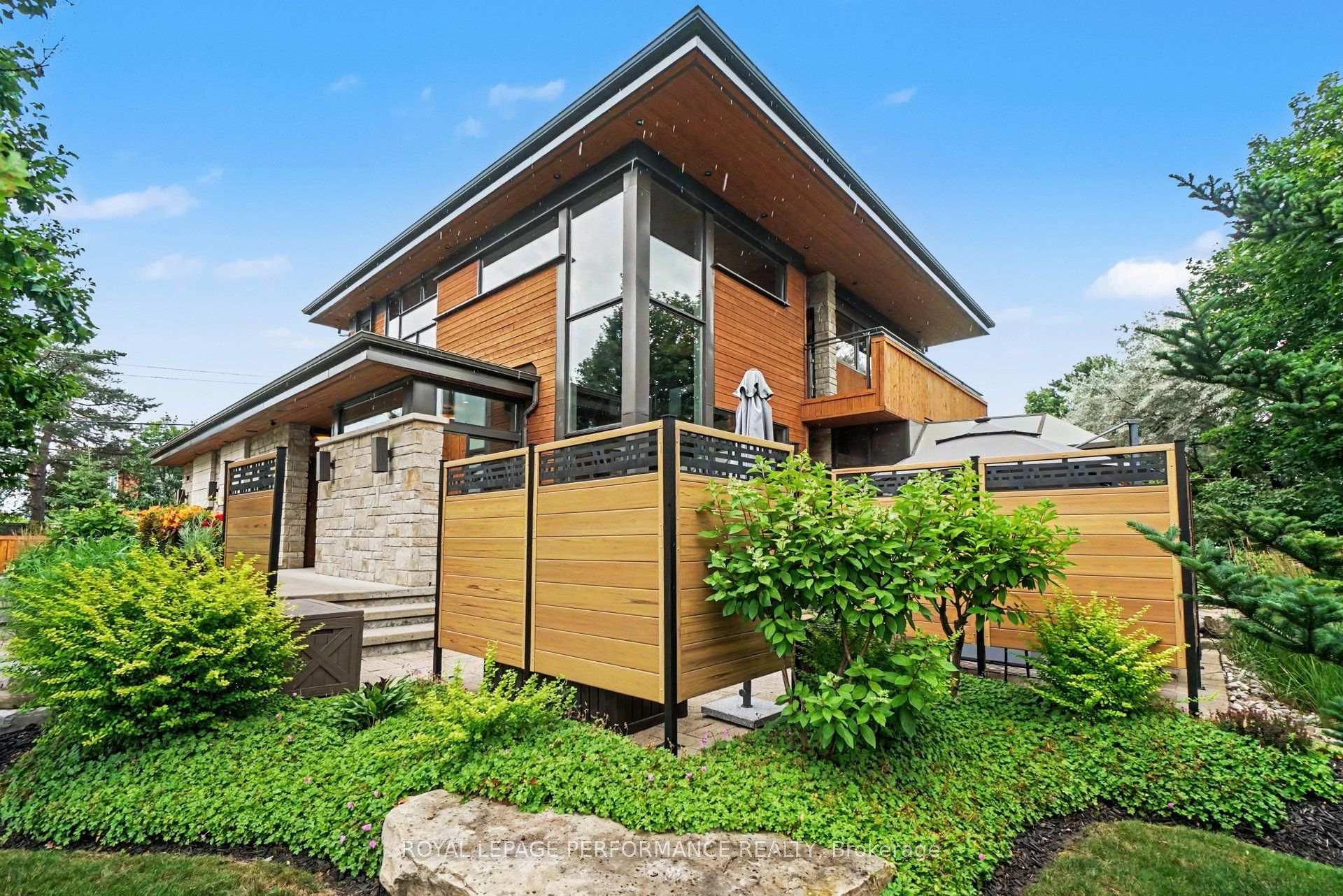 Photo 1 of 1477 Prestone Drive, Ottawa, Bilberry Creek/Queenswood Heights — HOMEH