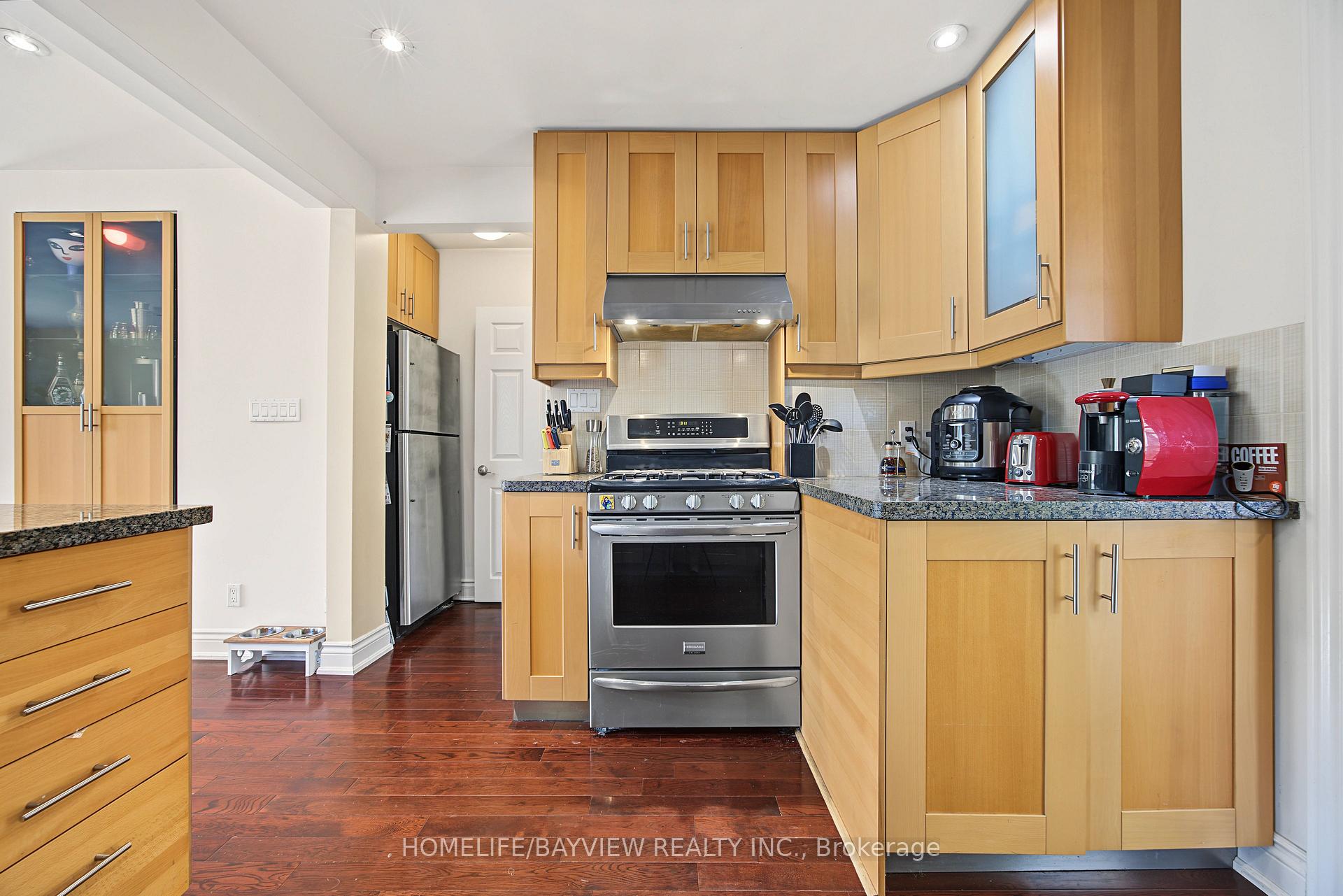 Photo 17 of 46 Acton Avenue, North York, Bathurst Manor — HOMEH