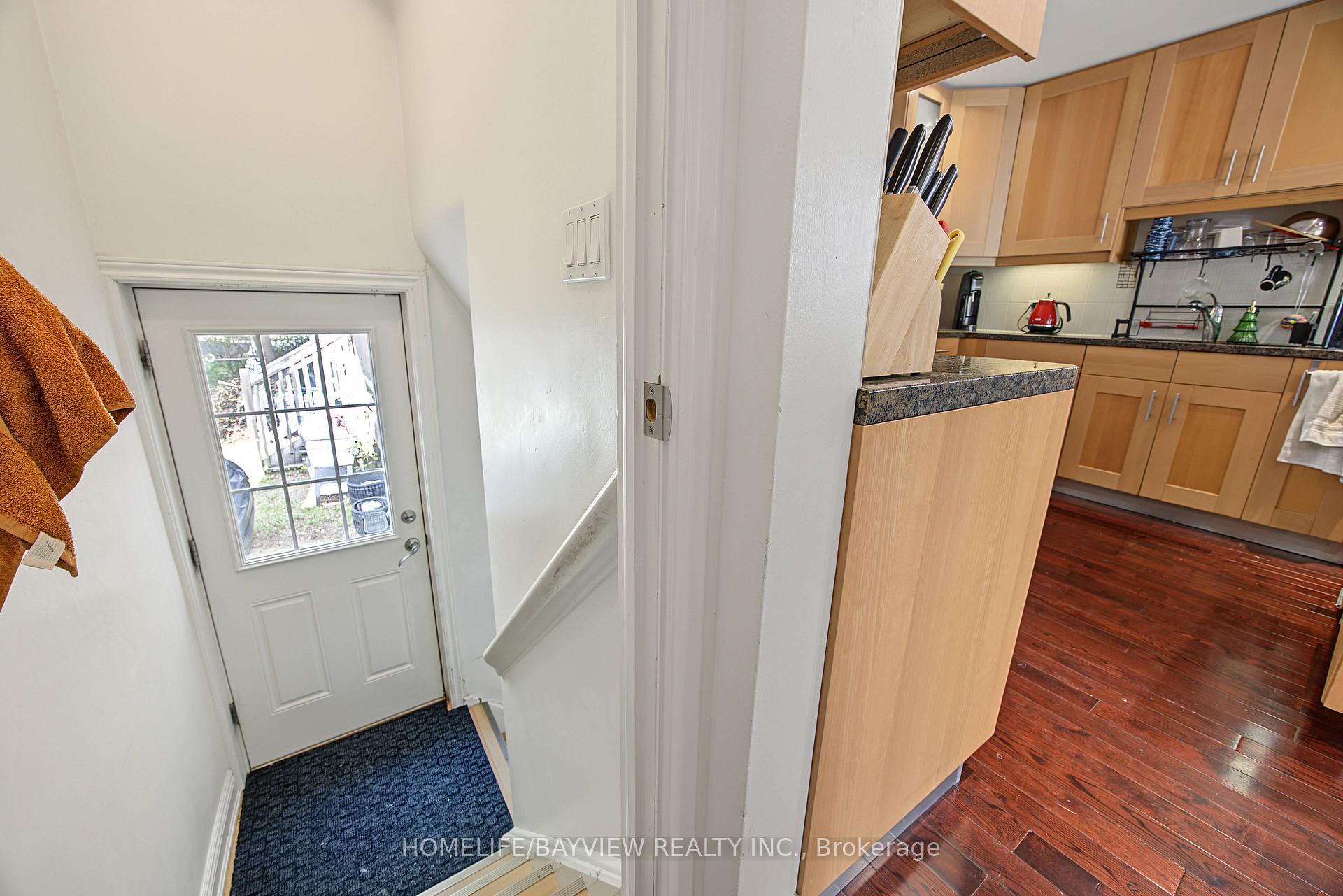 Photo 25 of 46 Acton Avenue, North York, Bathurst Manor — HOMEH