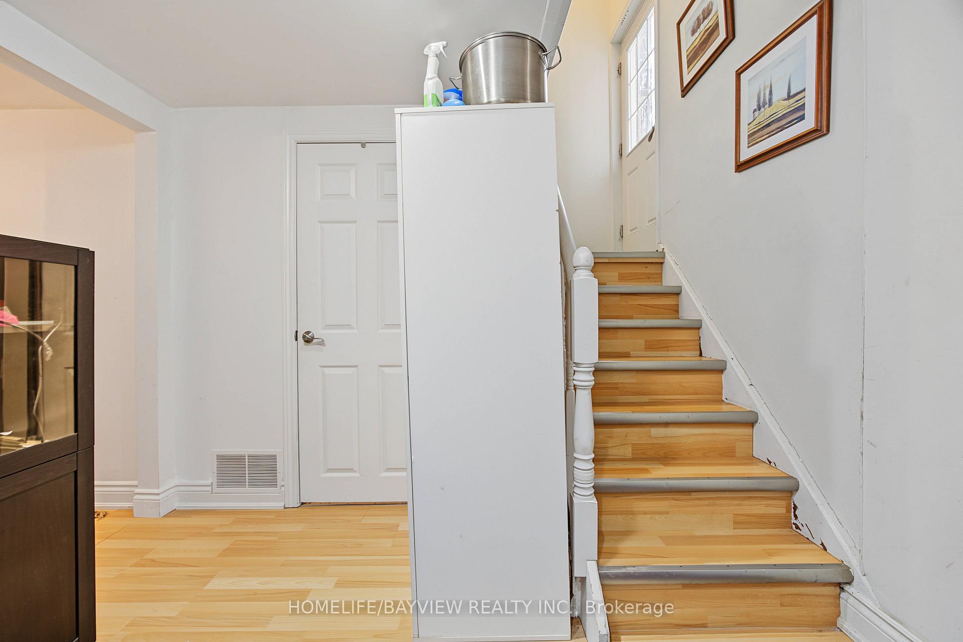 Photo 26 of 46 Acton Avenue, North York, Bathurst Manor — HOMEH