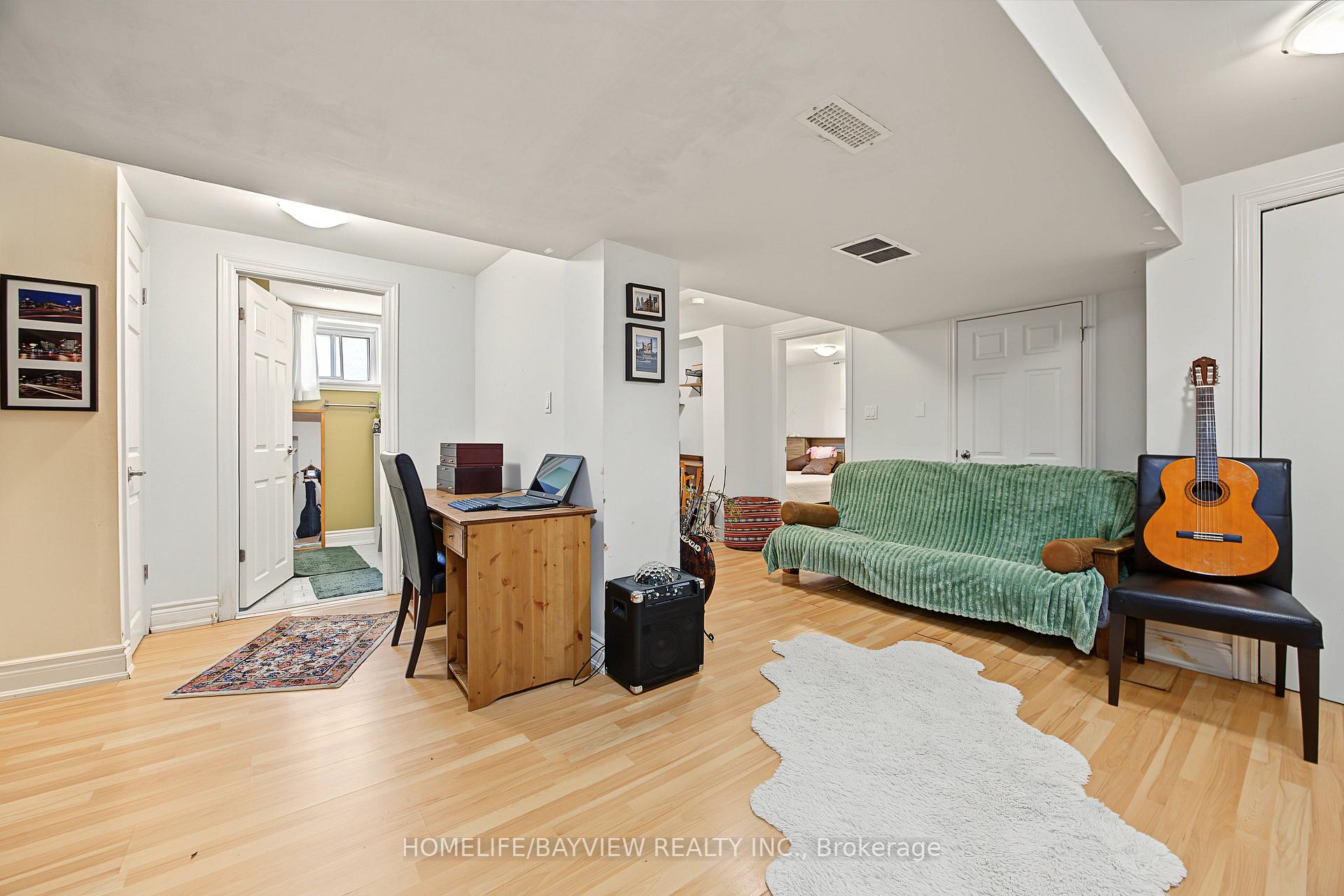 Photo 30 of 46 Acton Avenue, North York, Bathurst Manor — HOMEH