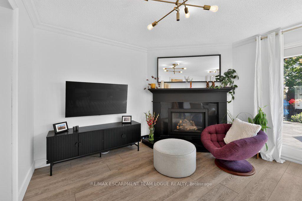 Photo 16 of 6 Harbour Drive, Hamilton, Stoney Creek — HOMEH