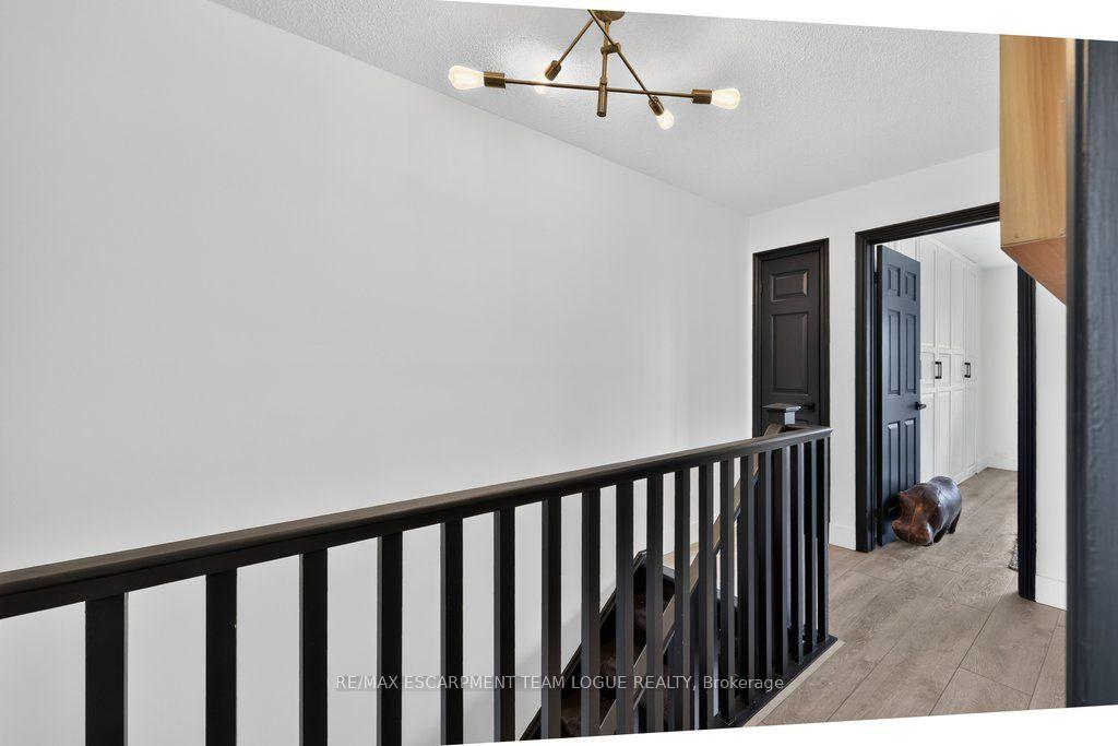 Photo 21 of 6 Harbour Drive, Hamilton, Stoney Creek — HOMEH