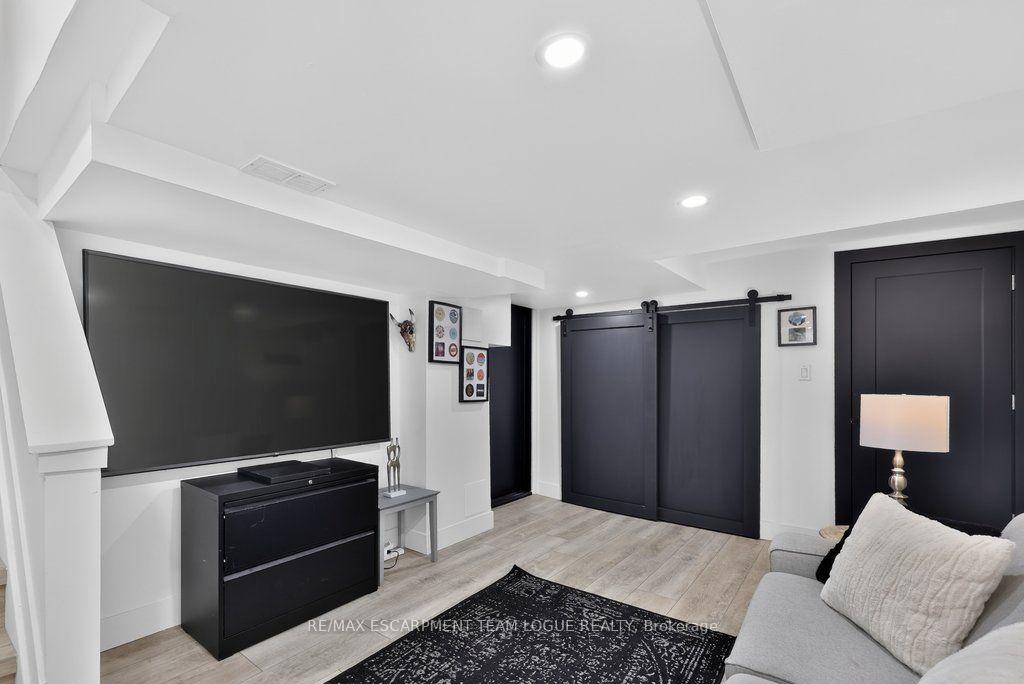 Photo 30 of 6 Harbour Drive, Hamilton, Stoney Creek — HOMEH