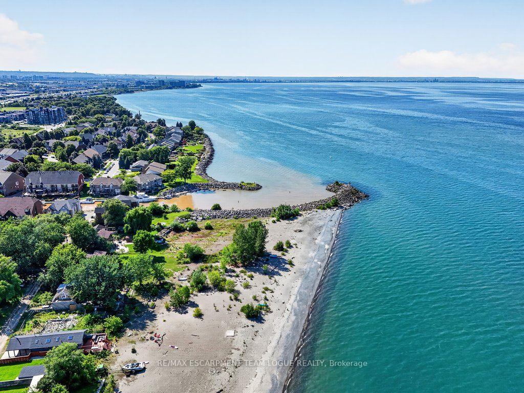 Photo 50 of 6 Harbour Drive, Hamilton, Stoney Creek — HOMEH
