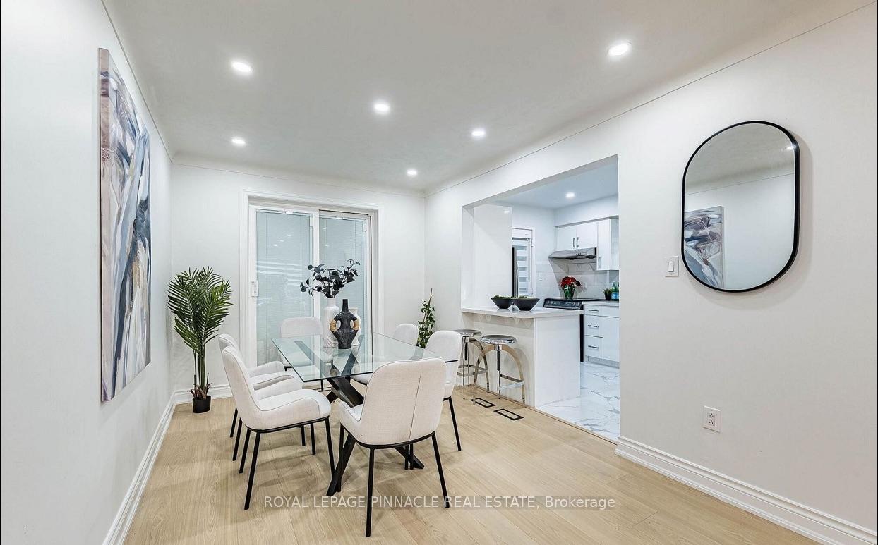 Photo 10 of 612 Appleby Line, Burlington, Shoreacres — HOMEH