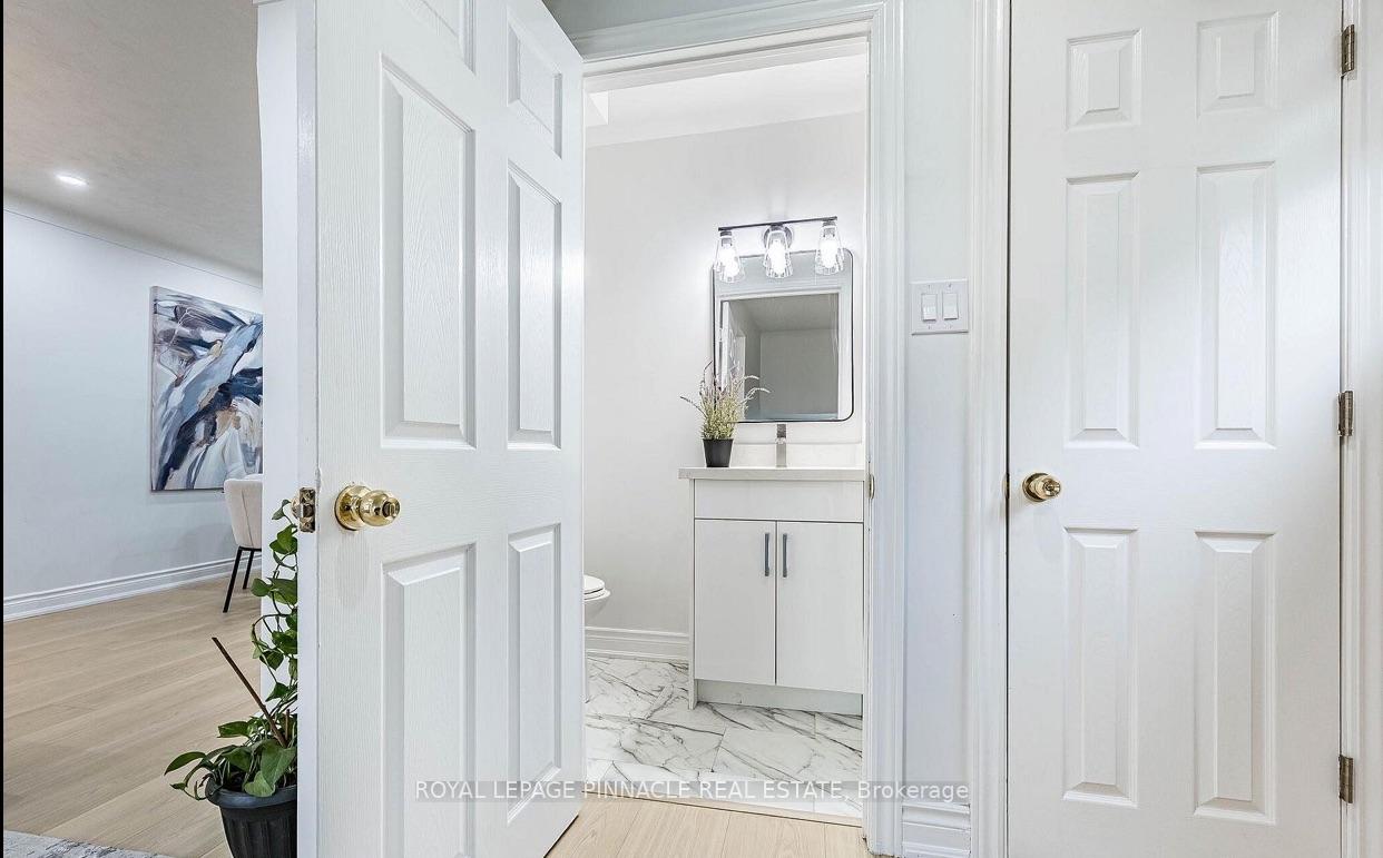 Photo 19 of 612 Appleby Line, Burlington, Shoreacres — HOMEH