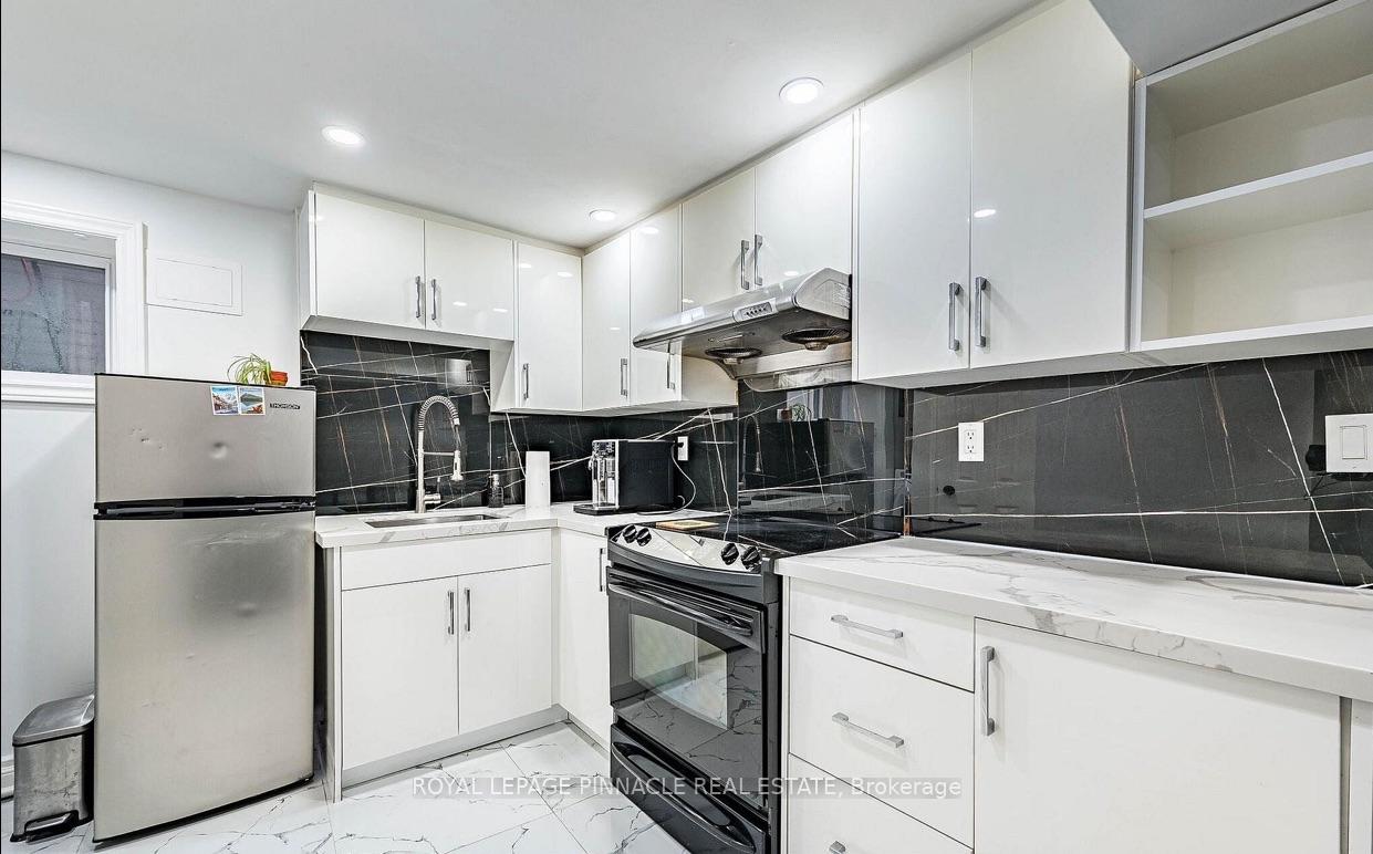 Photo 41 of 612 Appleby Line, Burlington, Shoreacres — HOMEH
