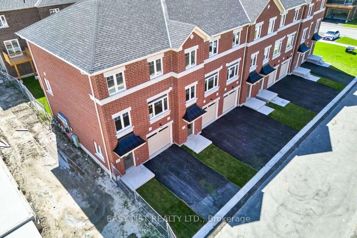 Photo 8 of 31 Nady Lane, Clarington, Newcastle — HOMEH