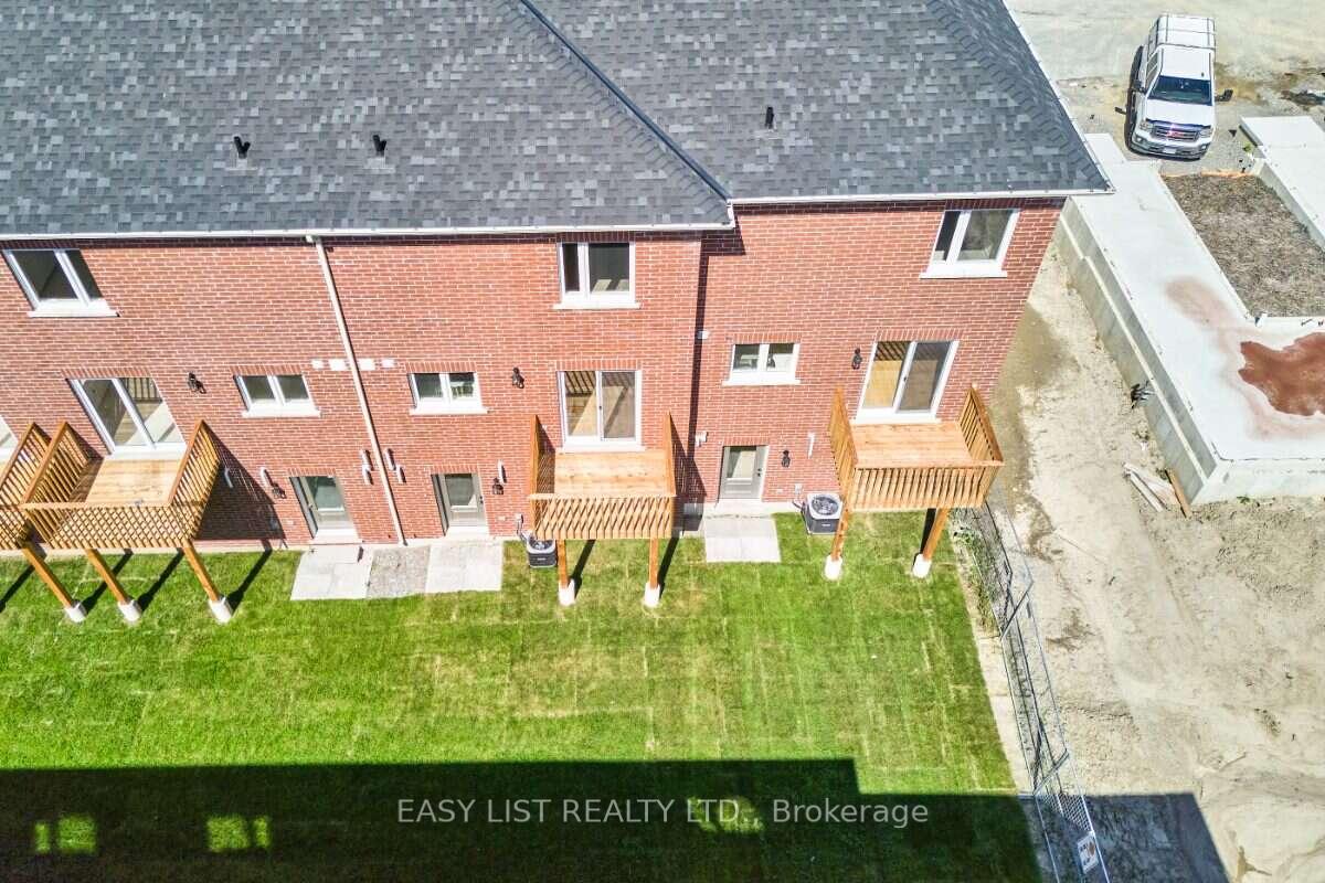 Photo 10 of 31 Nady Lane, Clarington, Newcastle — HOMEH