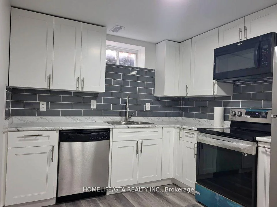 Photo 16 of 39 Millington Crescent, Ajax, Central — HOMEH