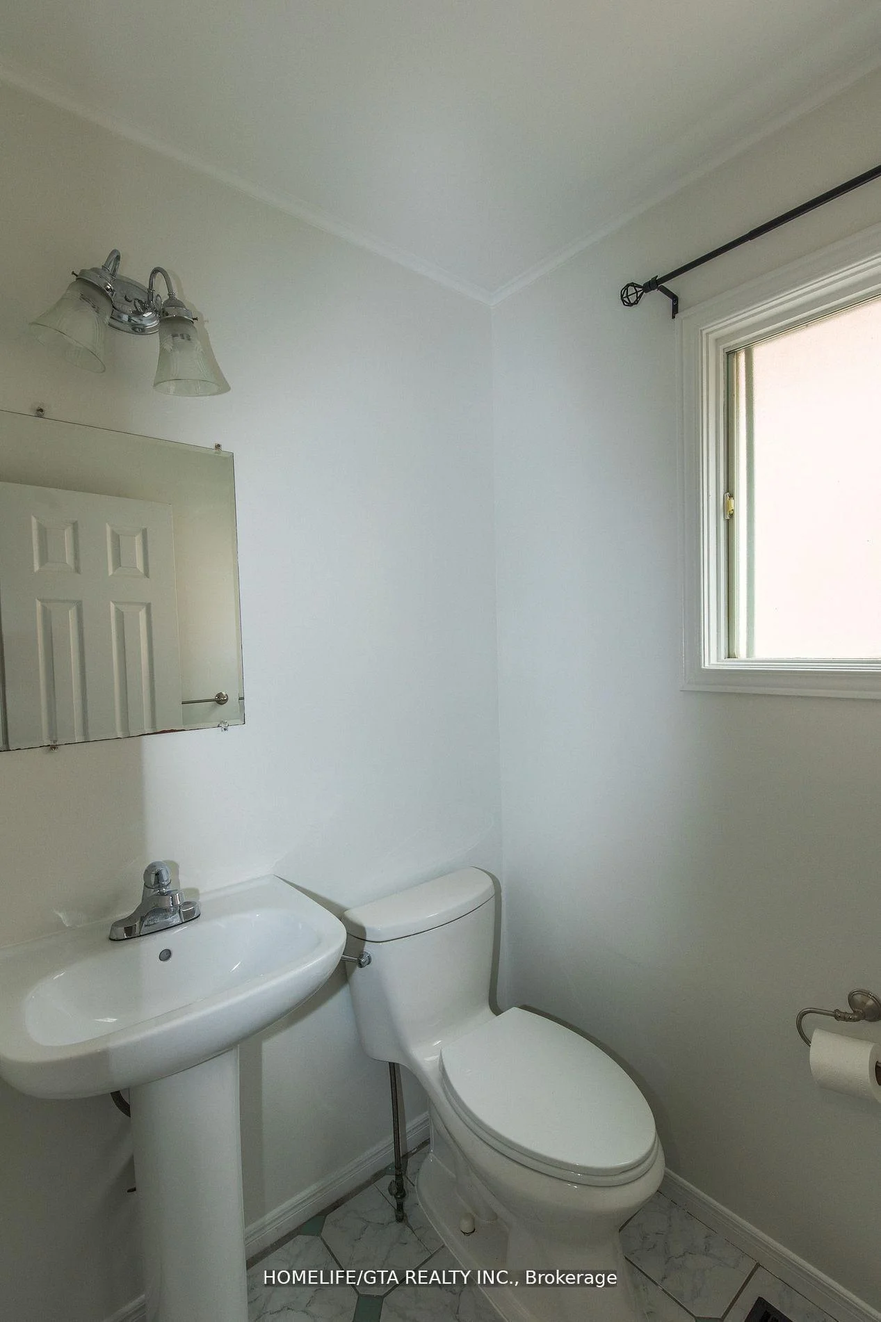 Photo 19 of 39 Millington Crescent, Ajax, Central — HOMEH