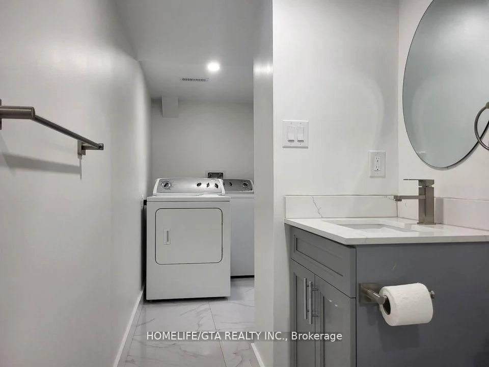 Photo 28 of 39 Millington Crescent, Ajax, Central — HOMEH