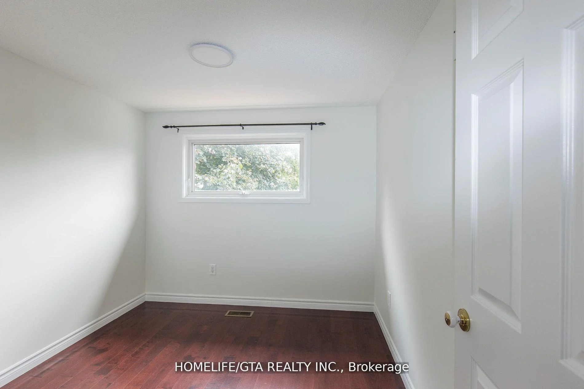 Photo 35 of 39 Millington Crescent, Ajax, Central — HOMEH