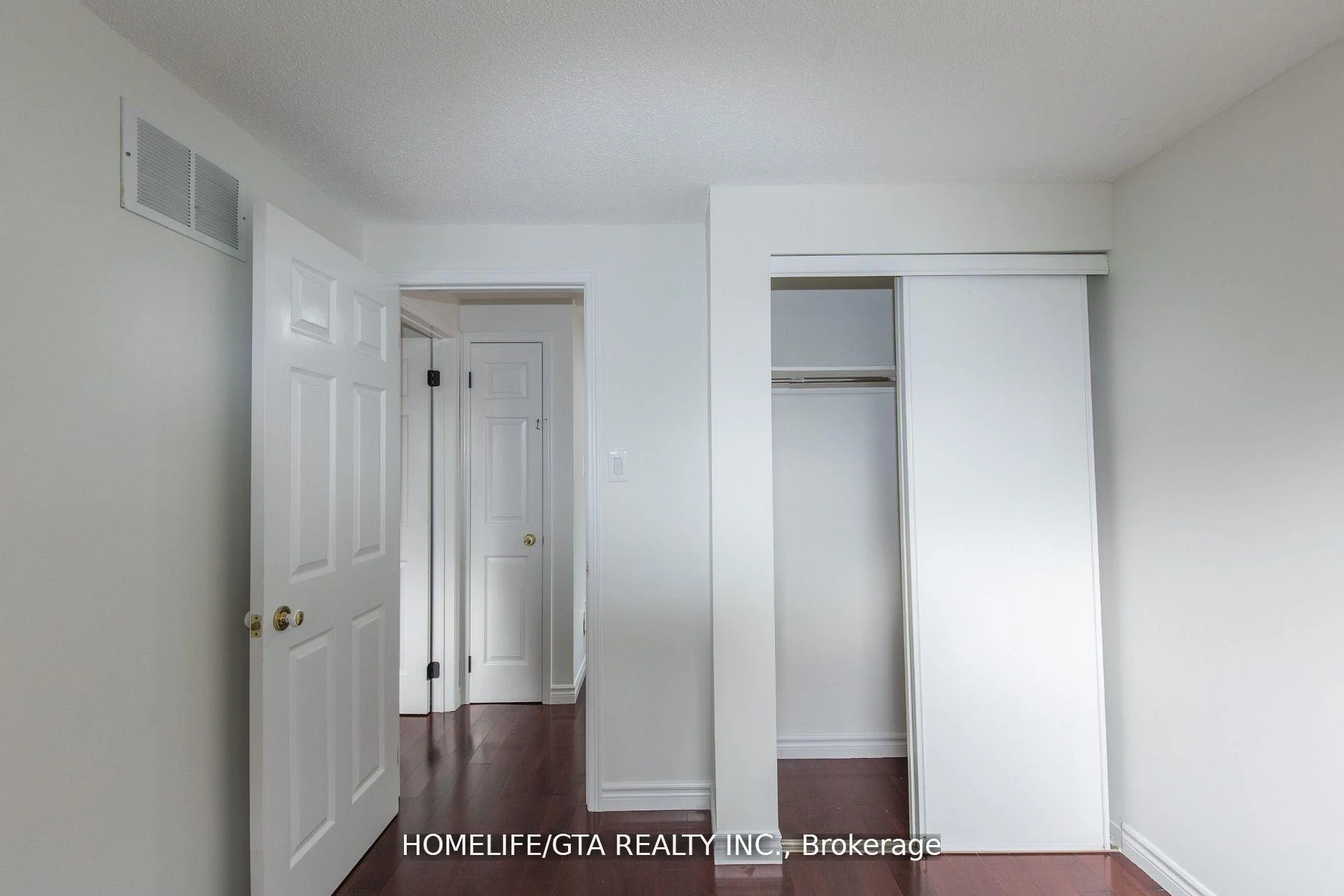 Photo 37 of 39 Millington Crescent, Ajax, Central — HOMEH
