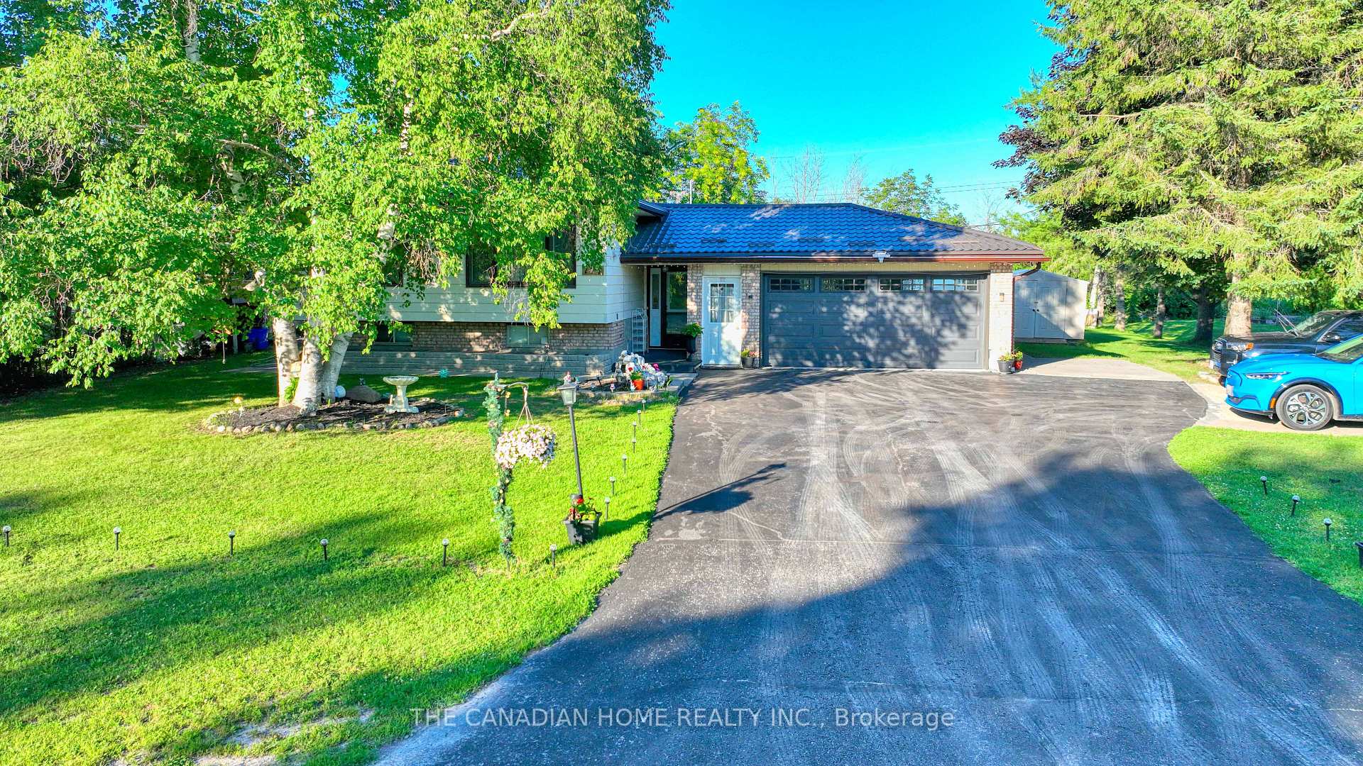 Photo 3 of 134 Jeffrey Drive, Quinte West, Sidney Ward — HOMEH
