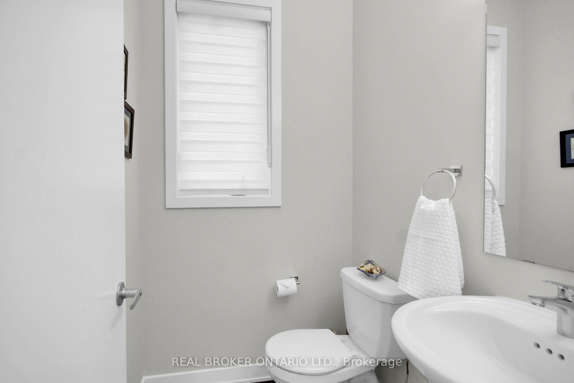 Photo 4 of 352 Finial Way, Ottawa, Barrhaven - Half Moon Bay — HOMEH