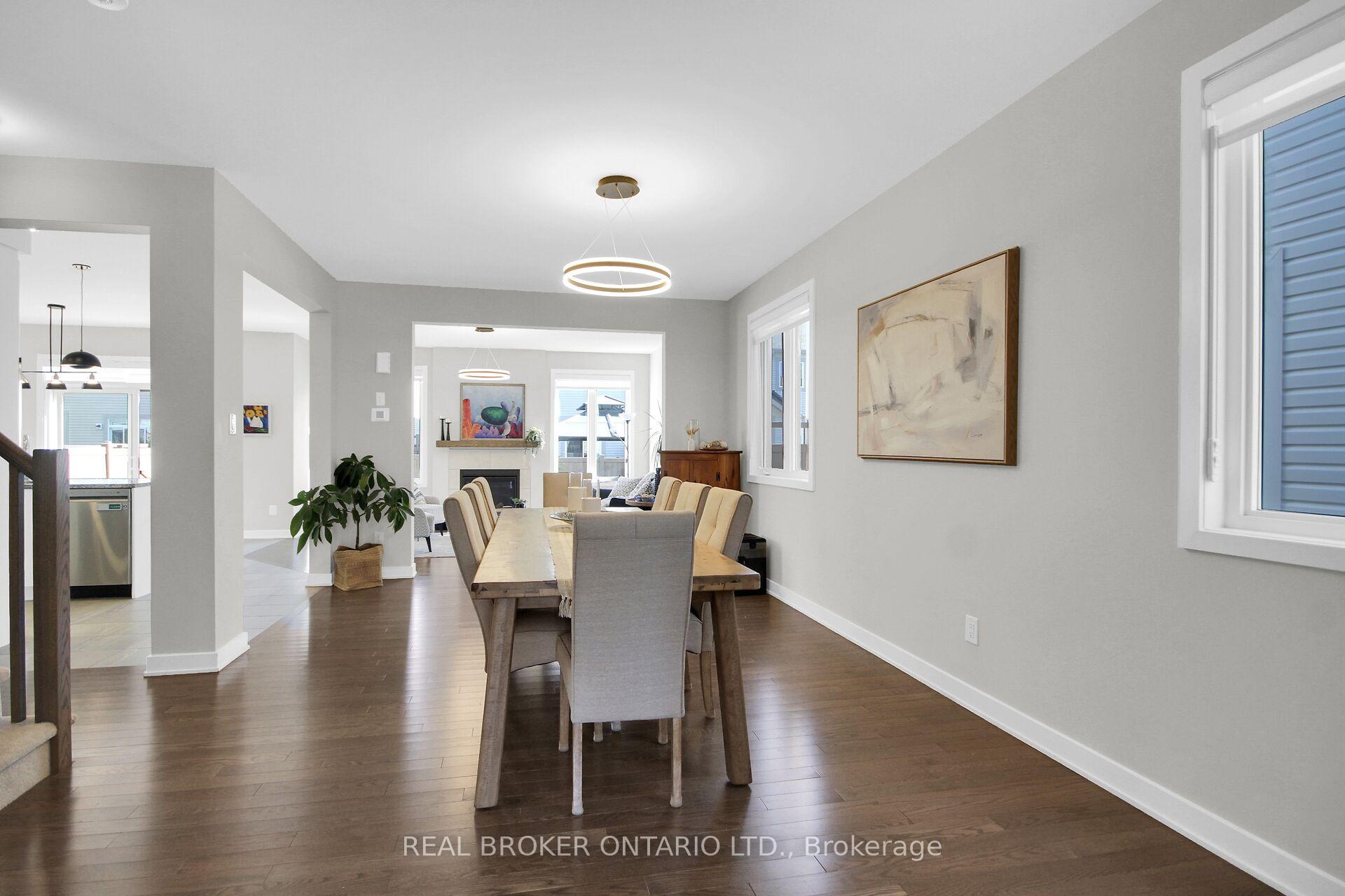 Photo 5 of 352 Finial Way, Ottawa, Barrhaven - Half Moon Bay — HOMEH