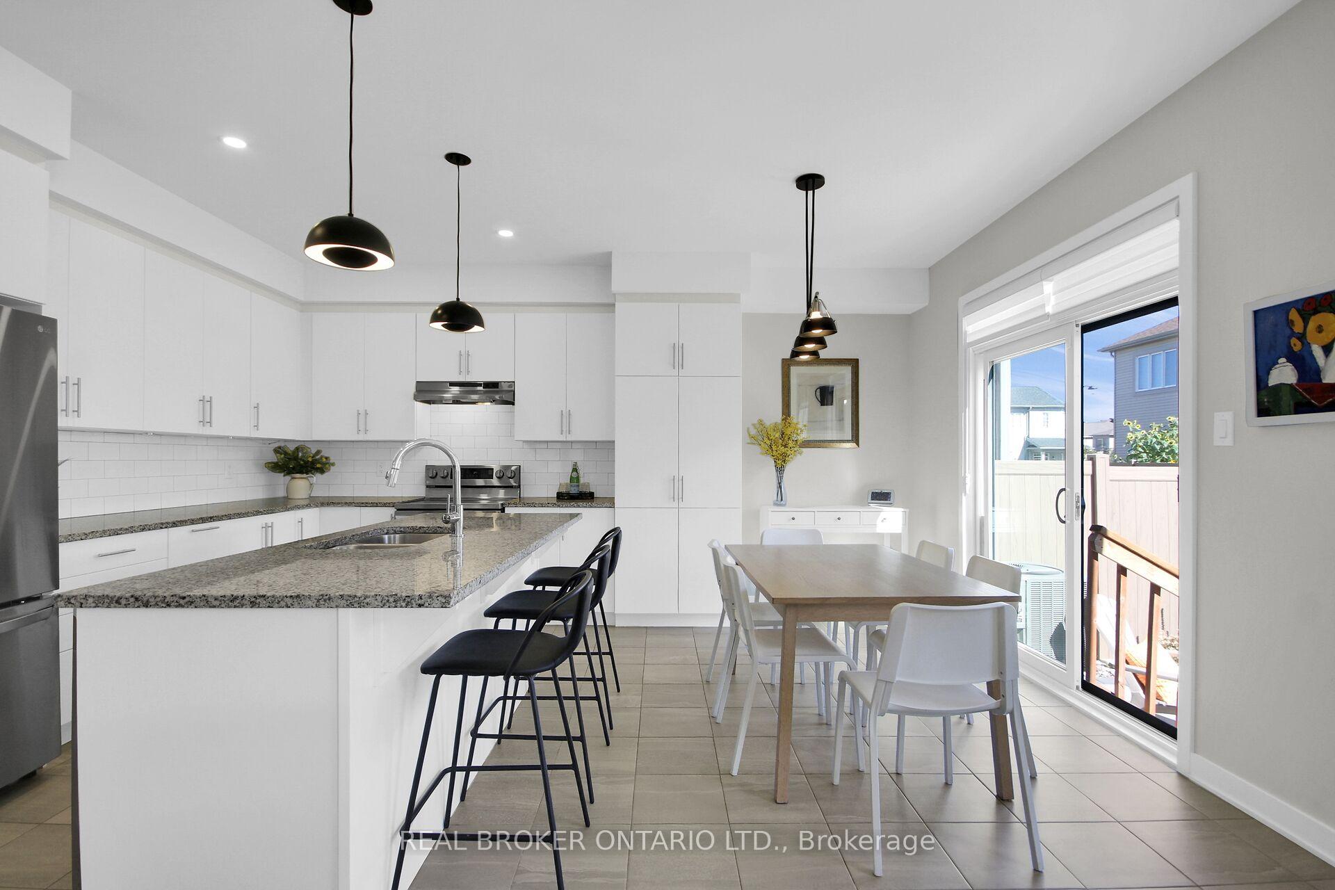 Photo 15 of 352 Finial Way, Ottawa, Barrhaven - Half Moon Bay — HOMEH