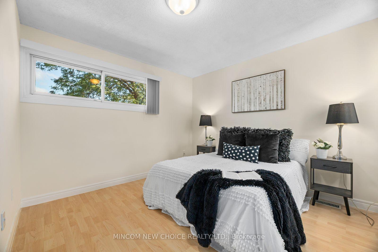 Photo 17 of 19 Mcrae Road, Ajax, South East — HOMEH
