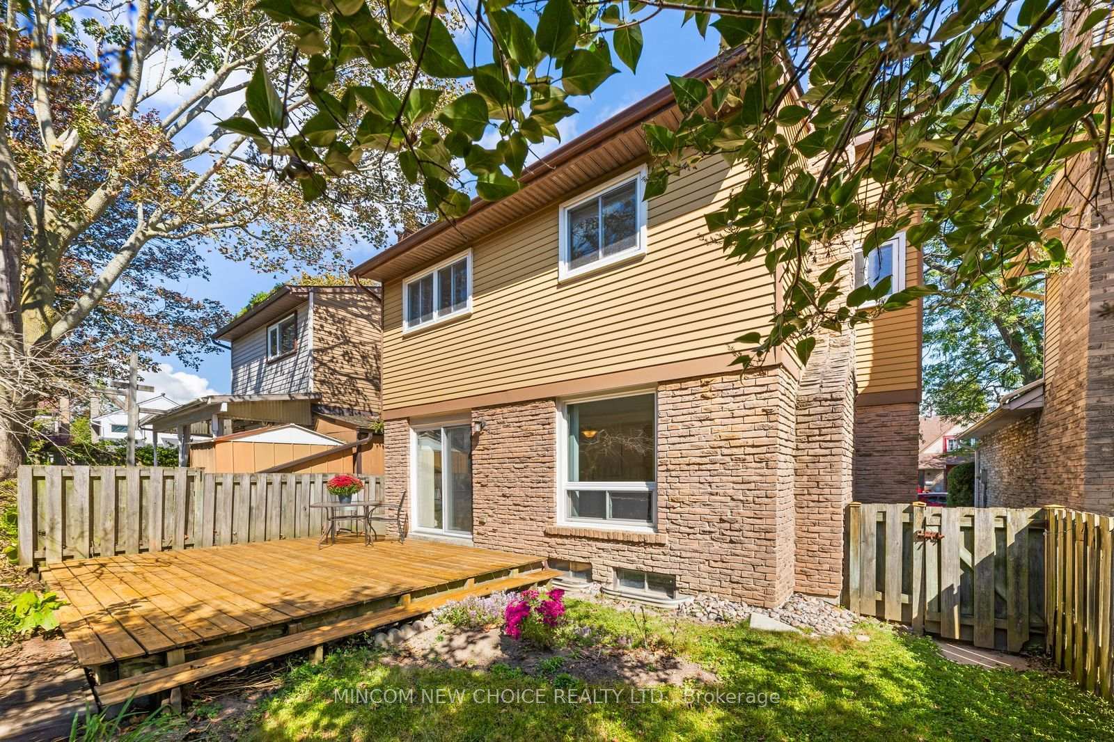 Photo 27 of 19 Mcrae Road, Ajax, South East — HOMEH