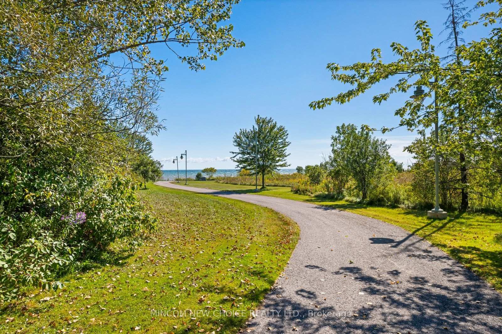 Photo 32 of 19 Mcrae Road, Ajax, South East — HOMEH