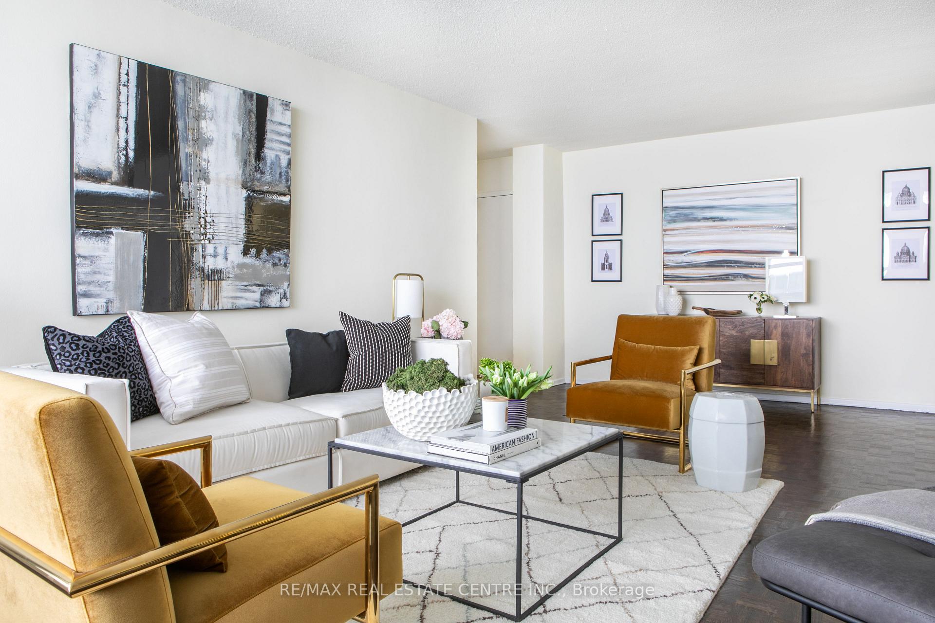 Photo 5 of Unit 2108, 150 Graydon Hall Drive, North York, Parkwoods-Donalda — HOMEH